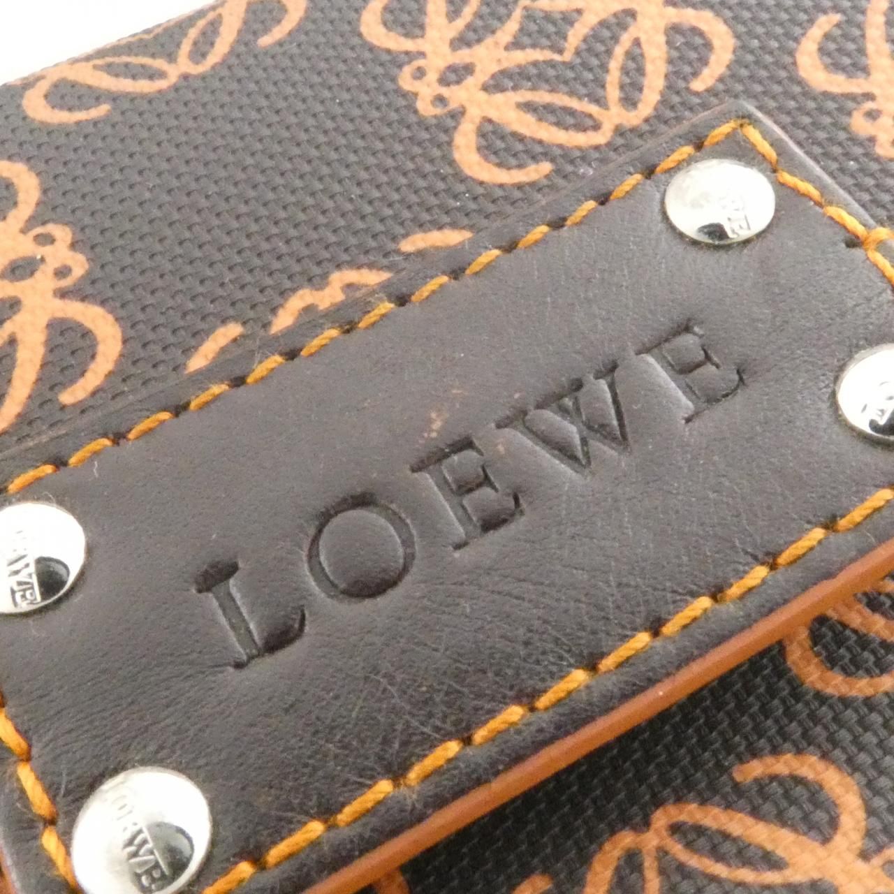 Loewe 104 80 204 Shoulder Bag — view 4