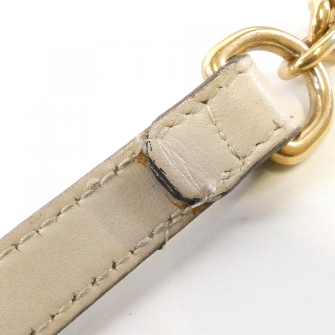 Gucci GG Marmont Shoulder Bag — view 5