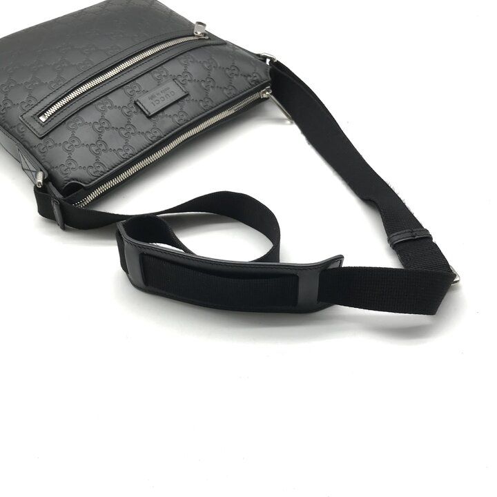 Gucci Embossed Signature Leather Shoulder Bag Black — view 7