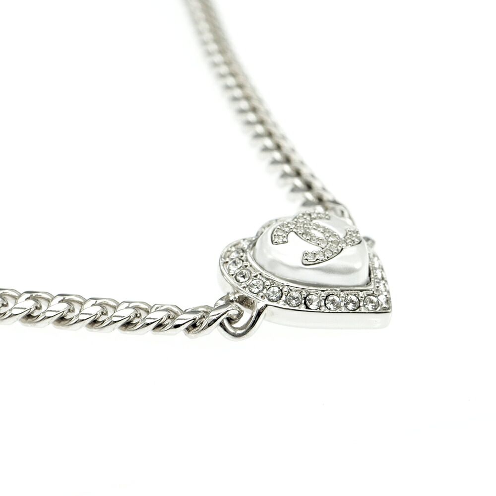 Chanel Necklace Coco Rhinestone Pearl Style Heart Top 39 Silver — view 3