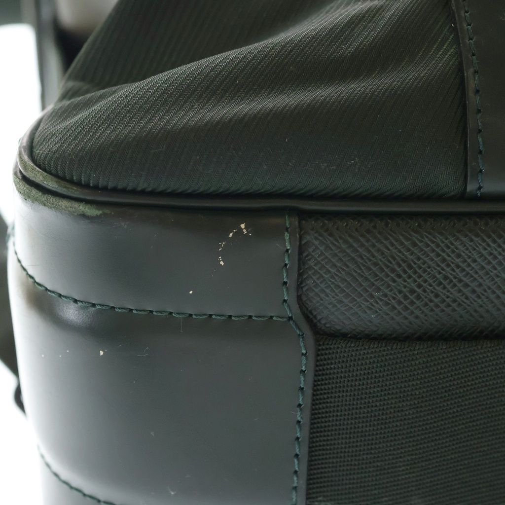 Louis Vuitton Epi Sea Taiga Delsu Messenger Bag Shoulder Back Green — view 5