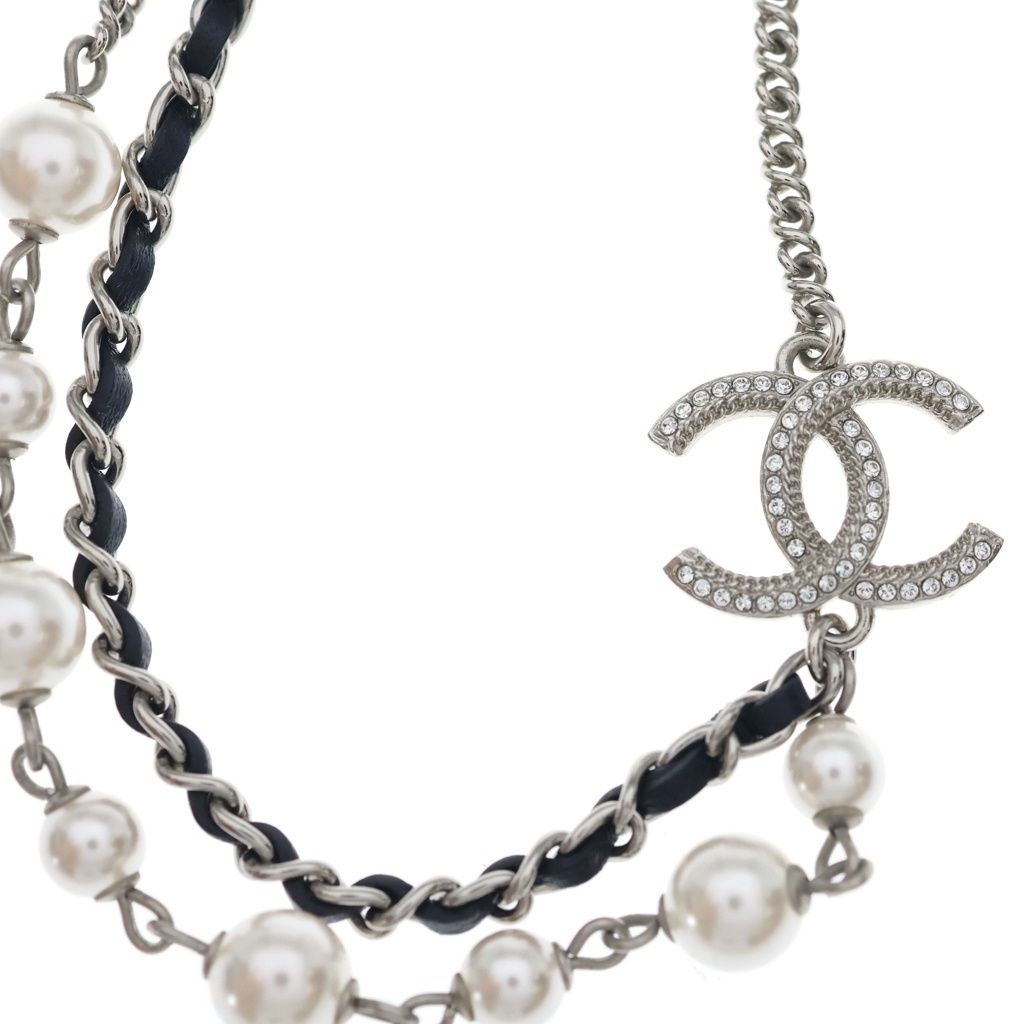 Chanel CC Logo Faux Pearl Rhinestone Leather Chain Necklace Choker Silver — view 3