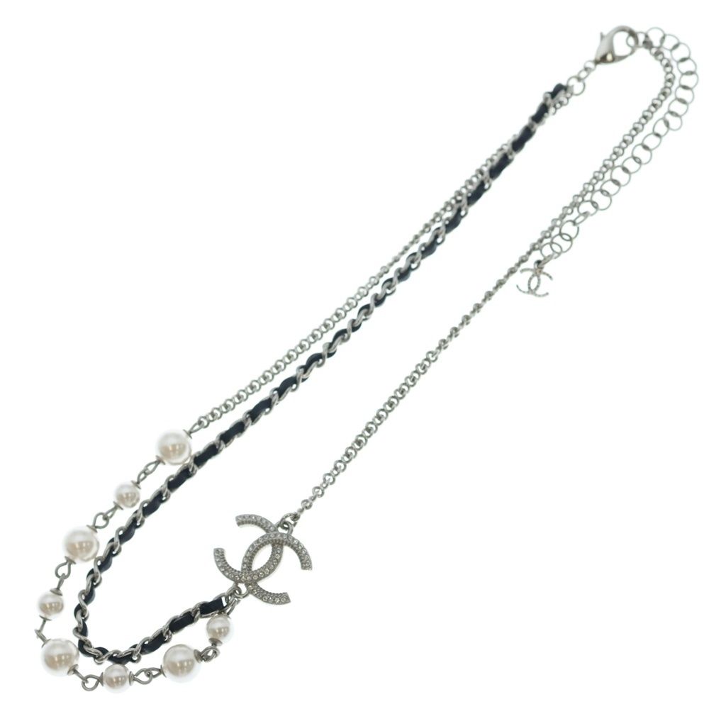Chanel CC Logo Faux Pearl Rhinestone Leather Chain Necklace Choker Silver — view 2