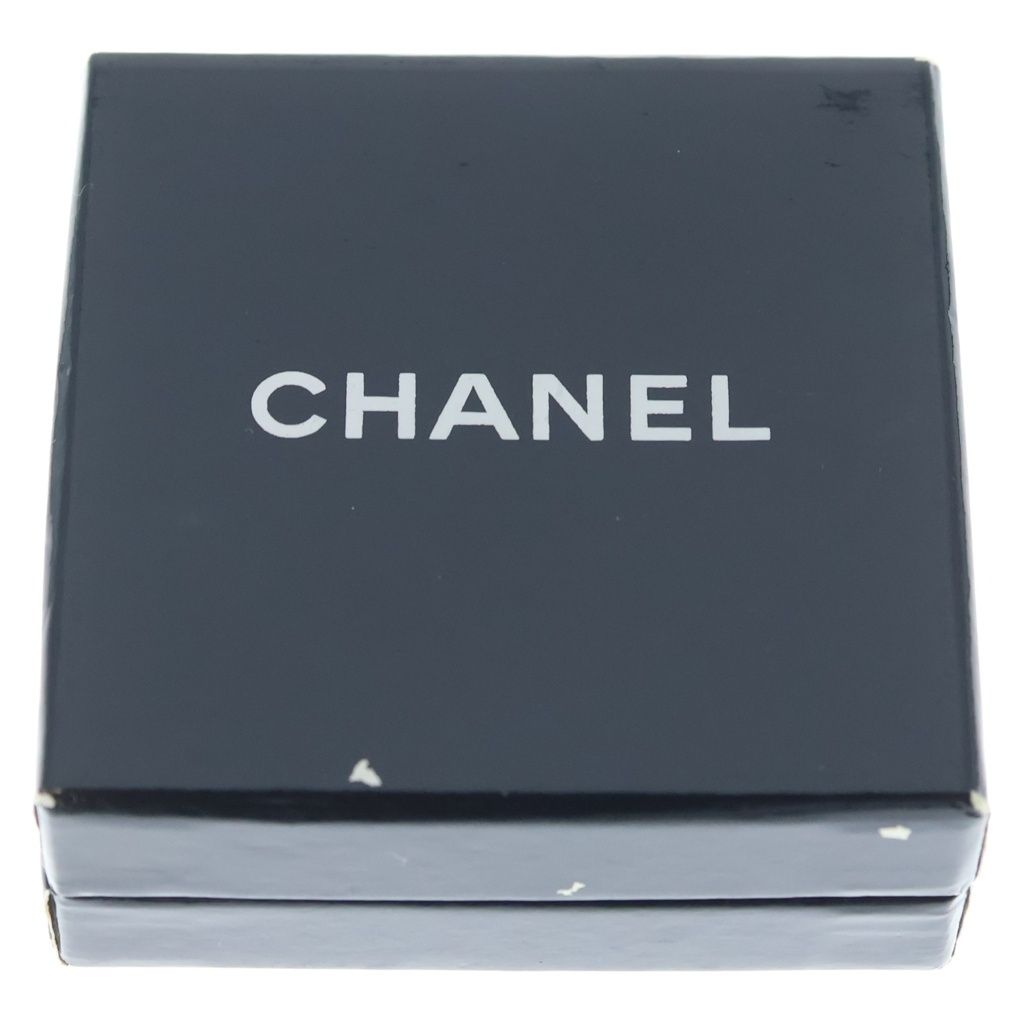 Chanel CC Logo Vintage Circle Earrings Gold — view 6