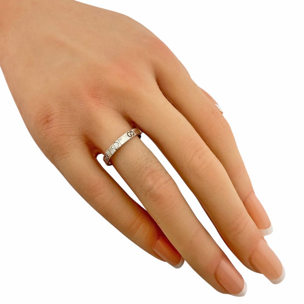 Gucci Icon Heart Ring 18k White Gold Diamond