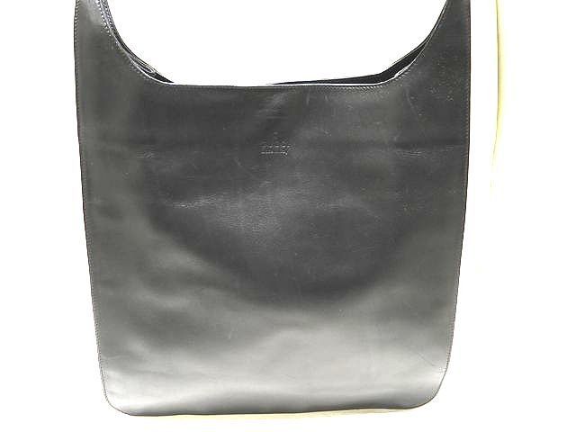 Gucci Shoulder Bag 001 Black Leather Logo