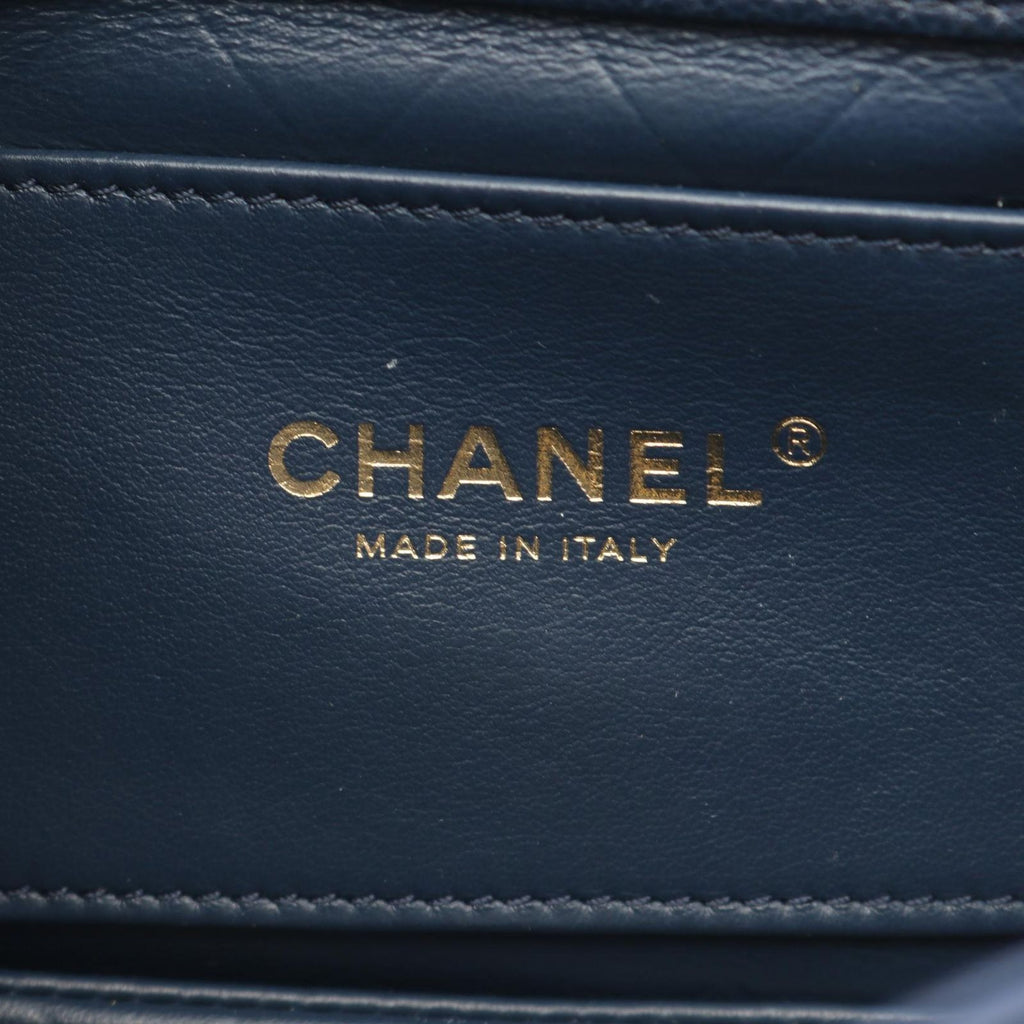 Chanel Shoulder Bag Quilted Navy Caviar Leather Small Chain — view 4