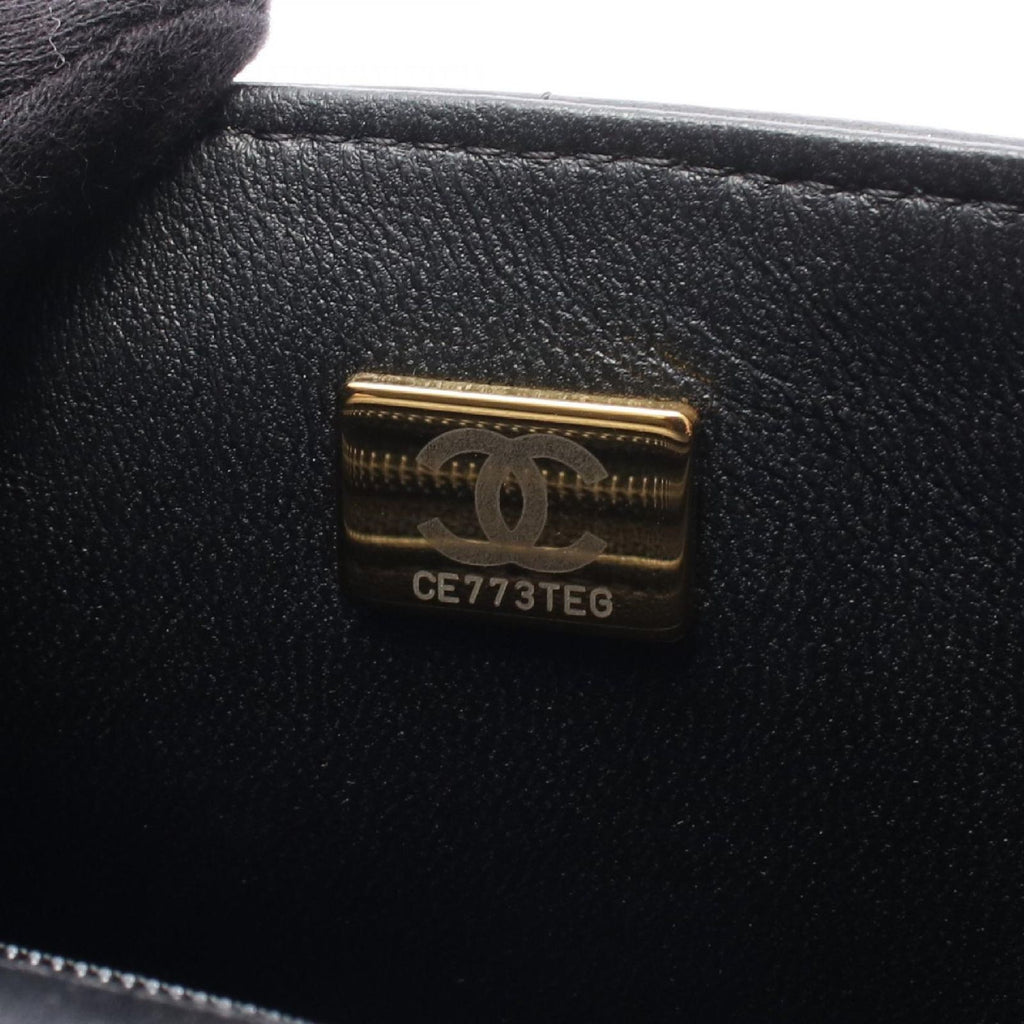 Chanel Shoulder Bag Mini Flap Black Lambskin — view 5