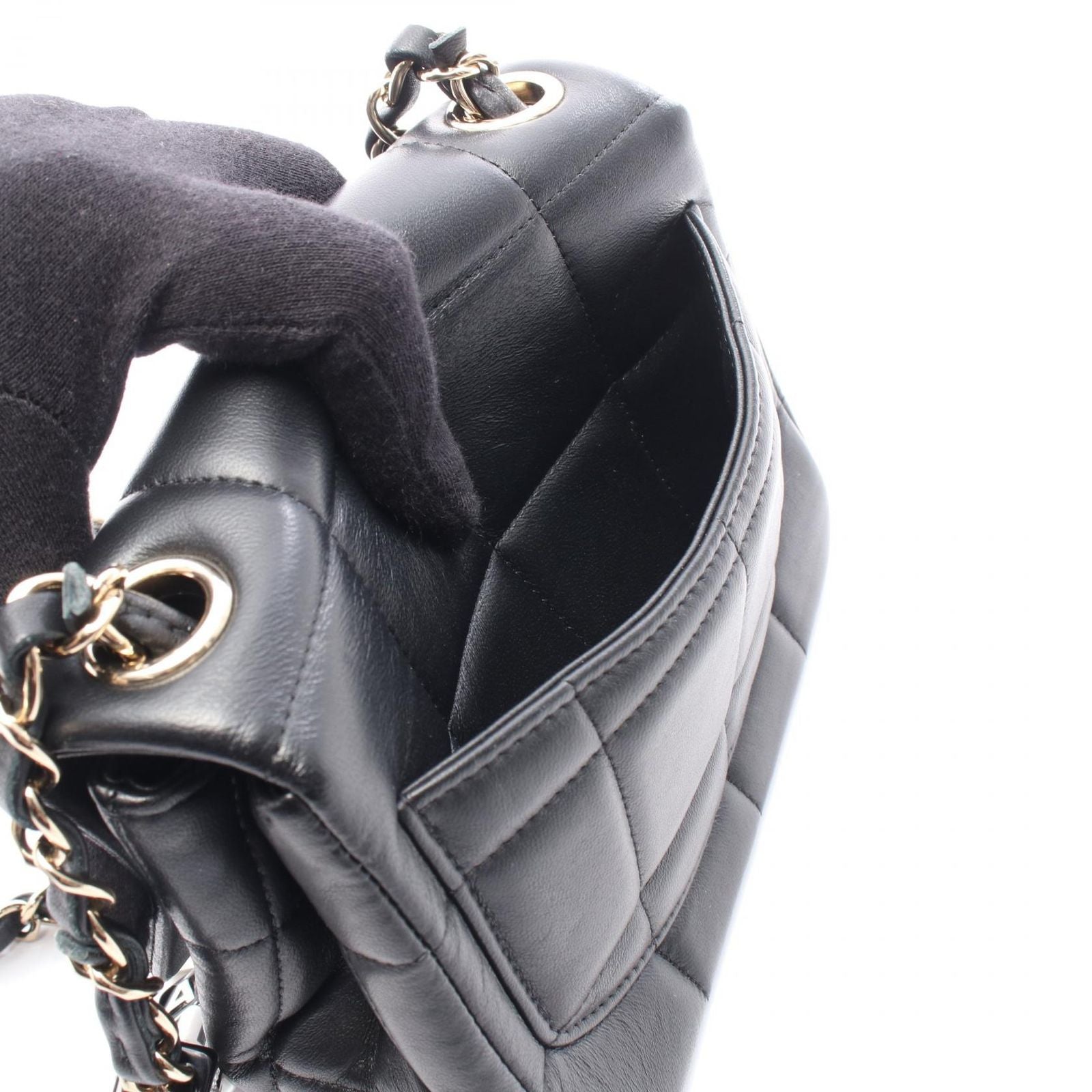 Chanel Shoulder Bag Mini Flap Black Lambskin — view 6