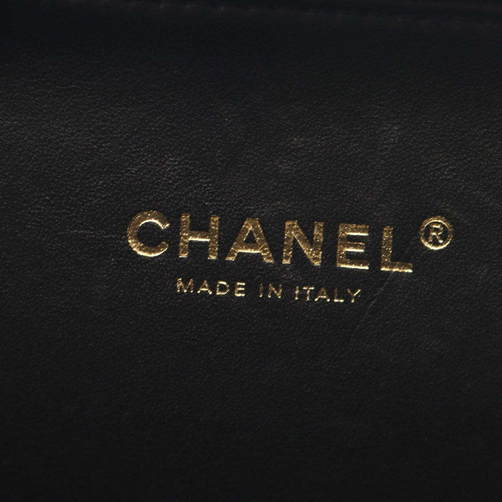 Chanel Shoulder Bag CC Filigree Small Vanity 2-Way Black Lambskin CC Quilted — view 4
