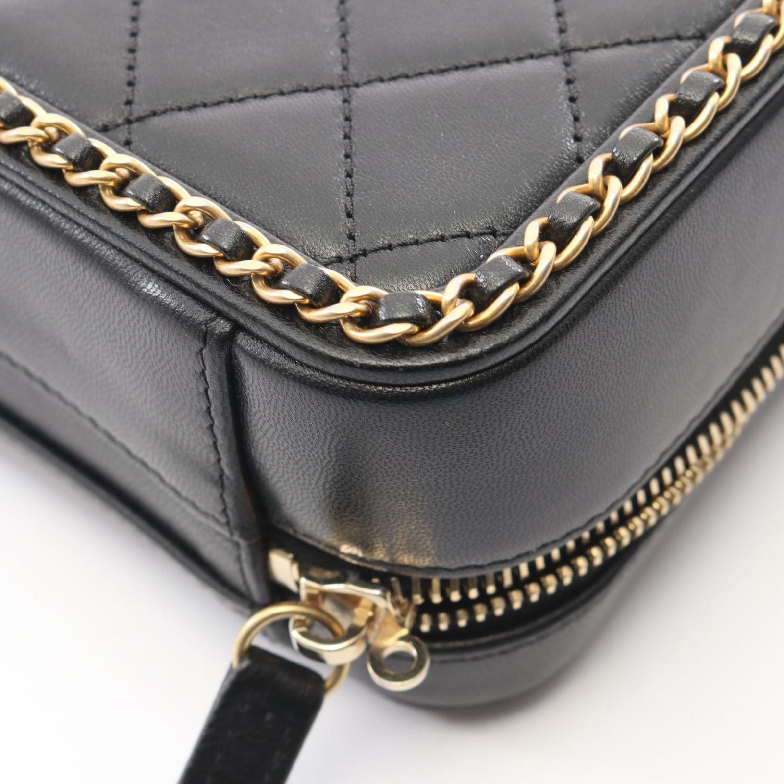 Chanel Shoulder Bag CC Filigree Small Vanity 2-Way Black Lambskin CC Quilted — view 8