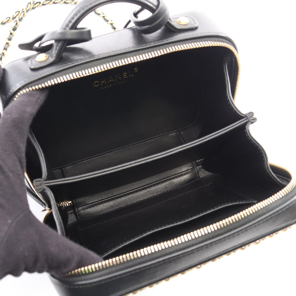 Chanel Shoulder Bag CC Filigree Small Vanity 2-Way Black Lambskin CC Quilted — view 3