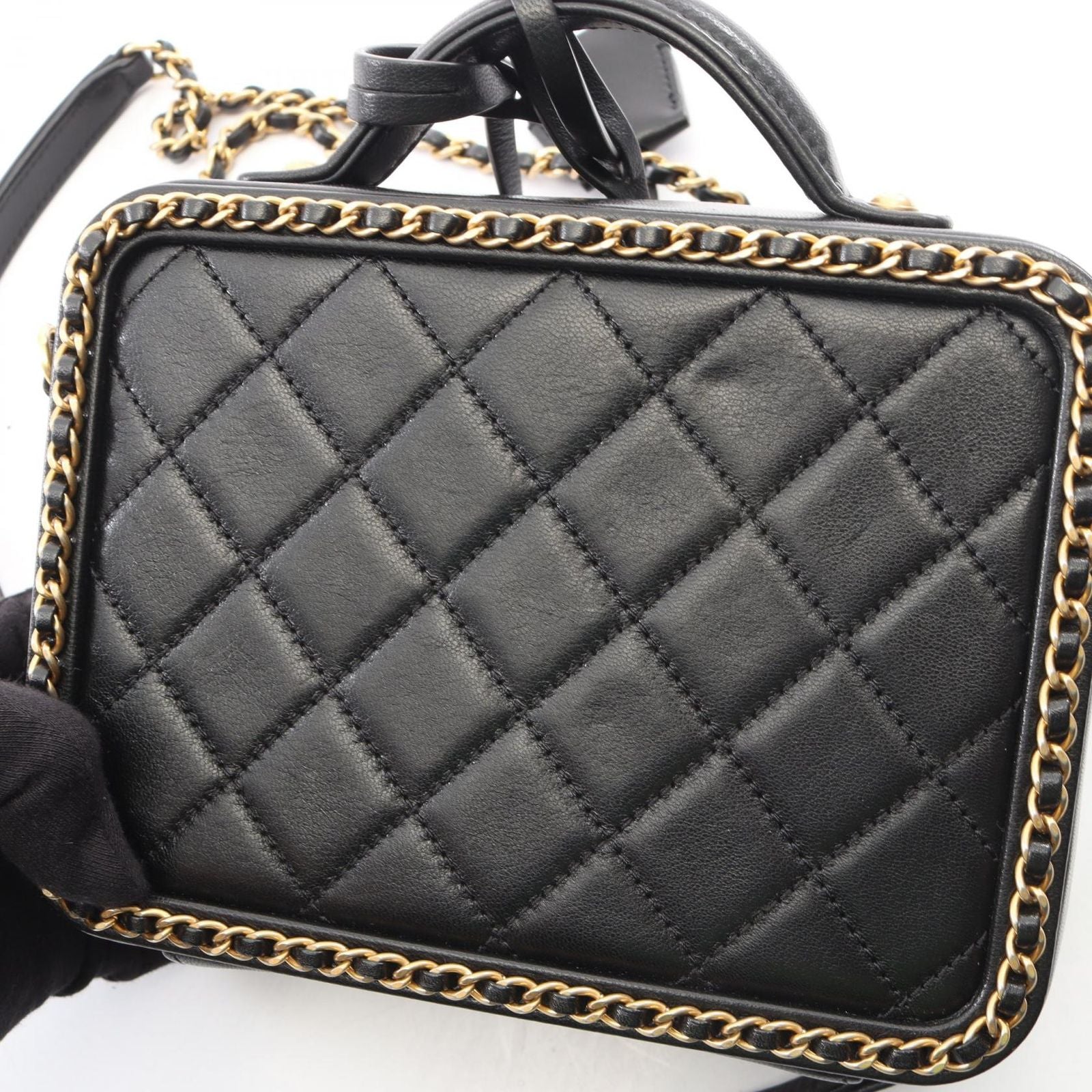 Chanel Shoulder Bag CC Filigree Small Vanity 2-Way Black Lambskin CC Quilted — view 9