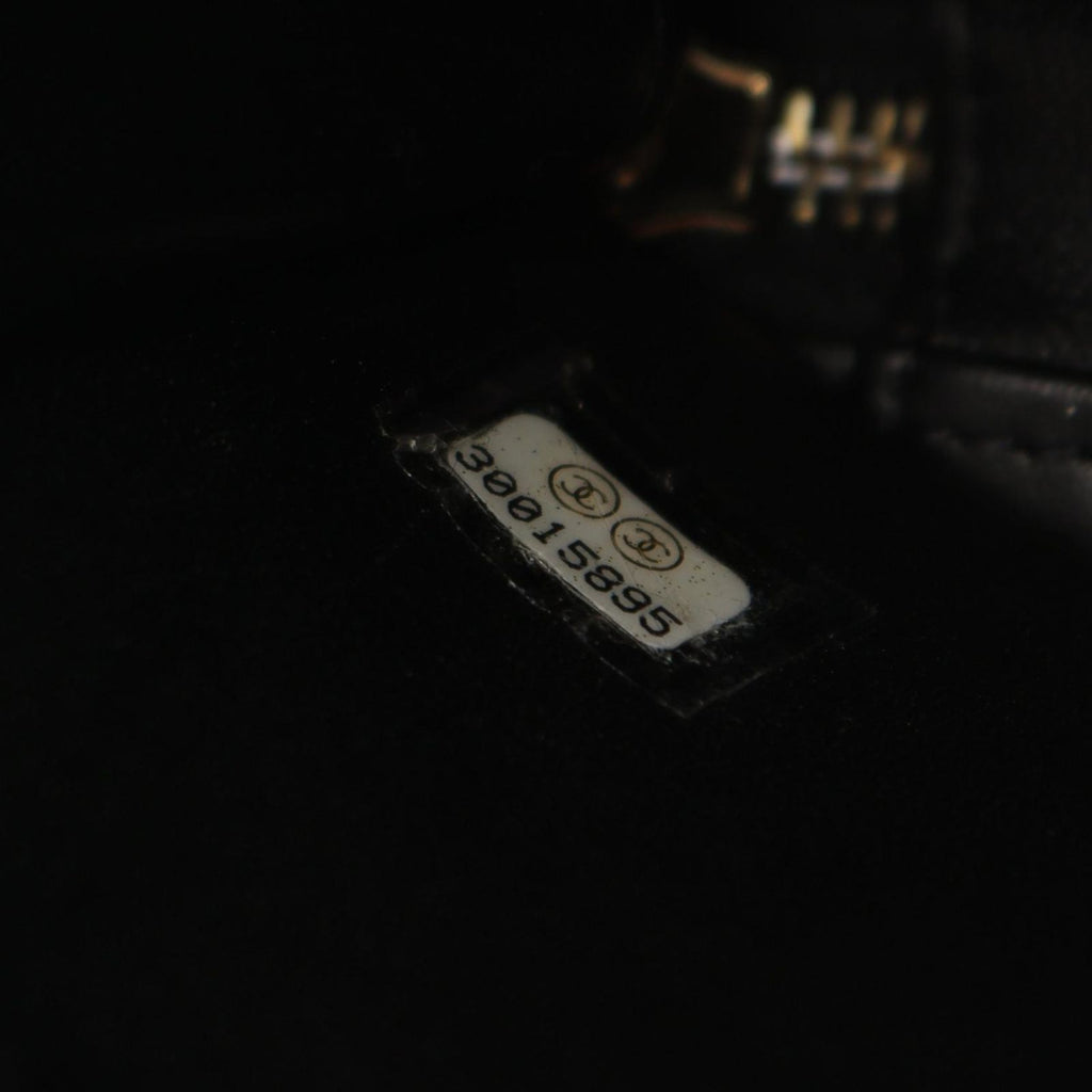 Chanel Shoulder Bag CC Filigree Small Vanity 2-Way Black Lambskin CC Quilted — view 5