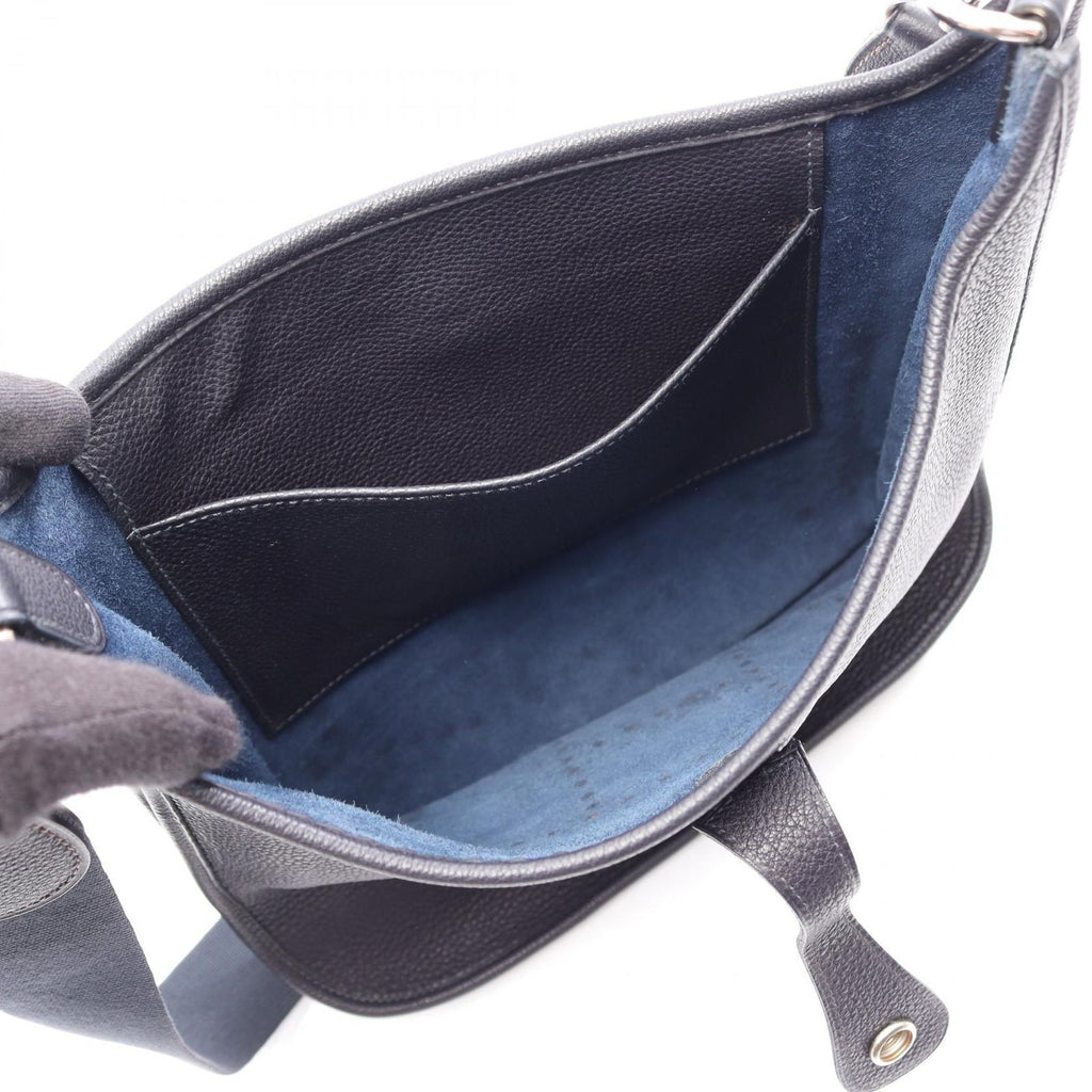 Hermes Shoulder Bag Evelyne 1 PM Blue Indigo Leather — view 3