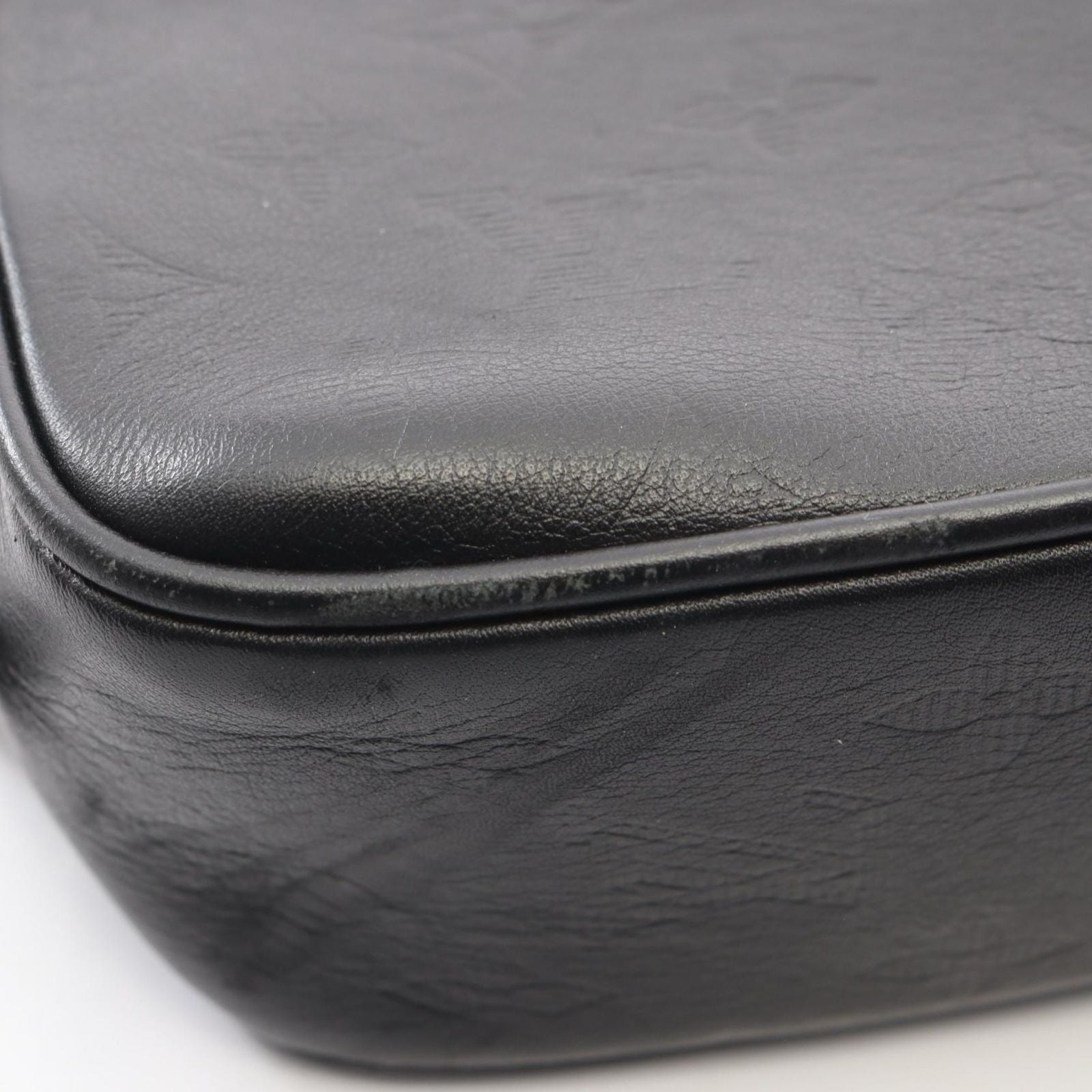 Louis Vuitton Clutch Trousse GM Noir Leather Toilet GM — view 6