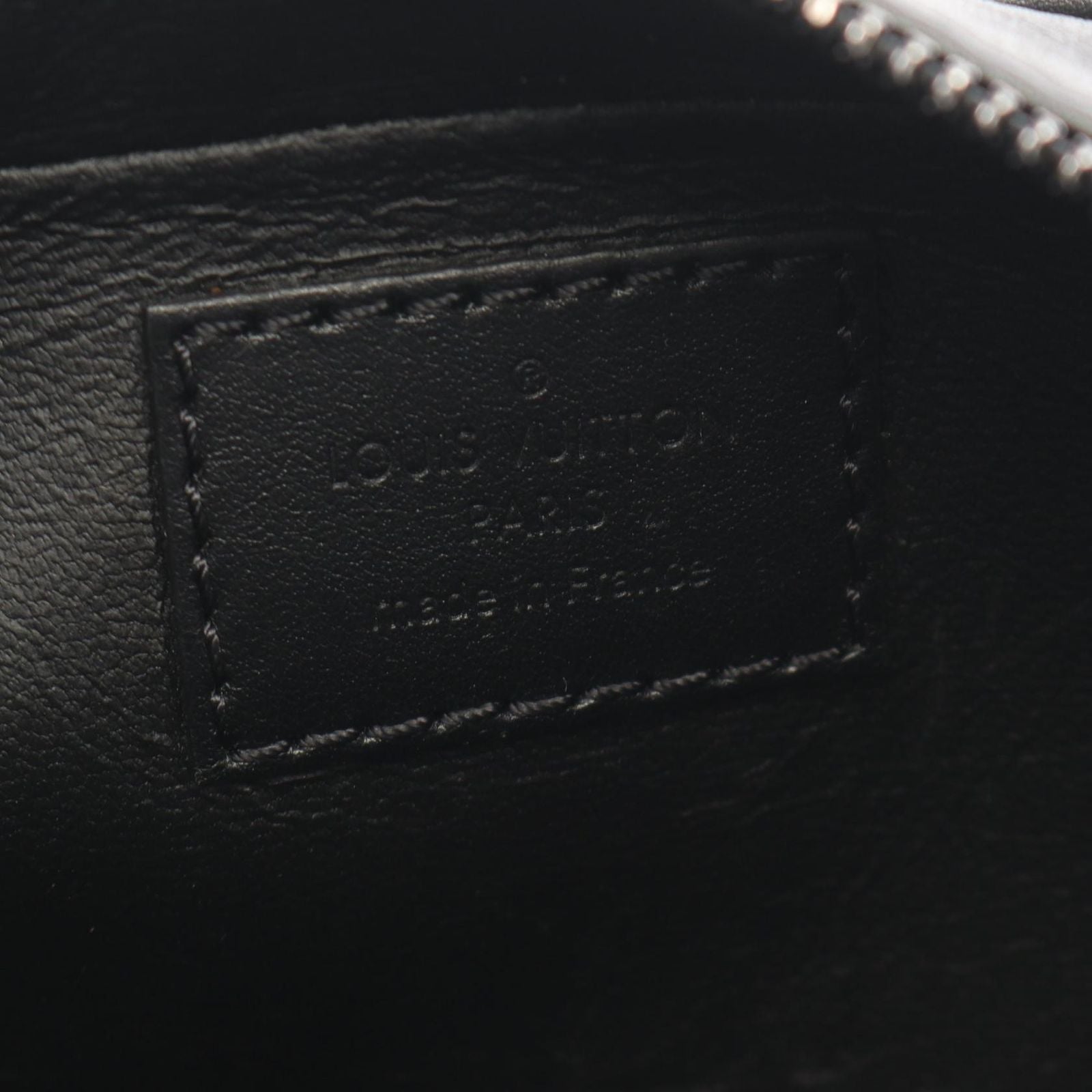 Louis Vuitton Clutch Trousse GM Noir Leather Toilet GM — view 4