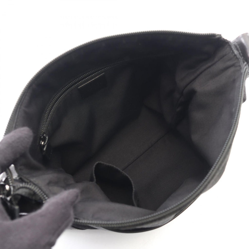 Gucci Shoulder Bag GG Canvas Black — view 3