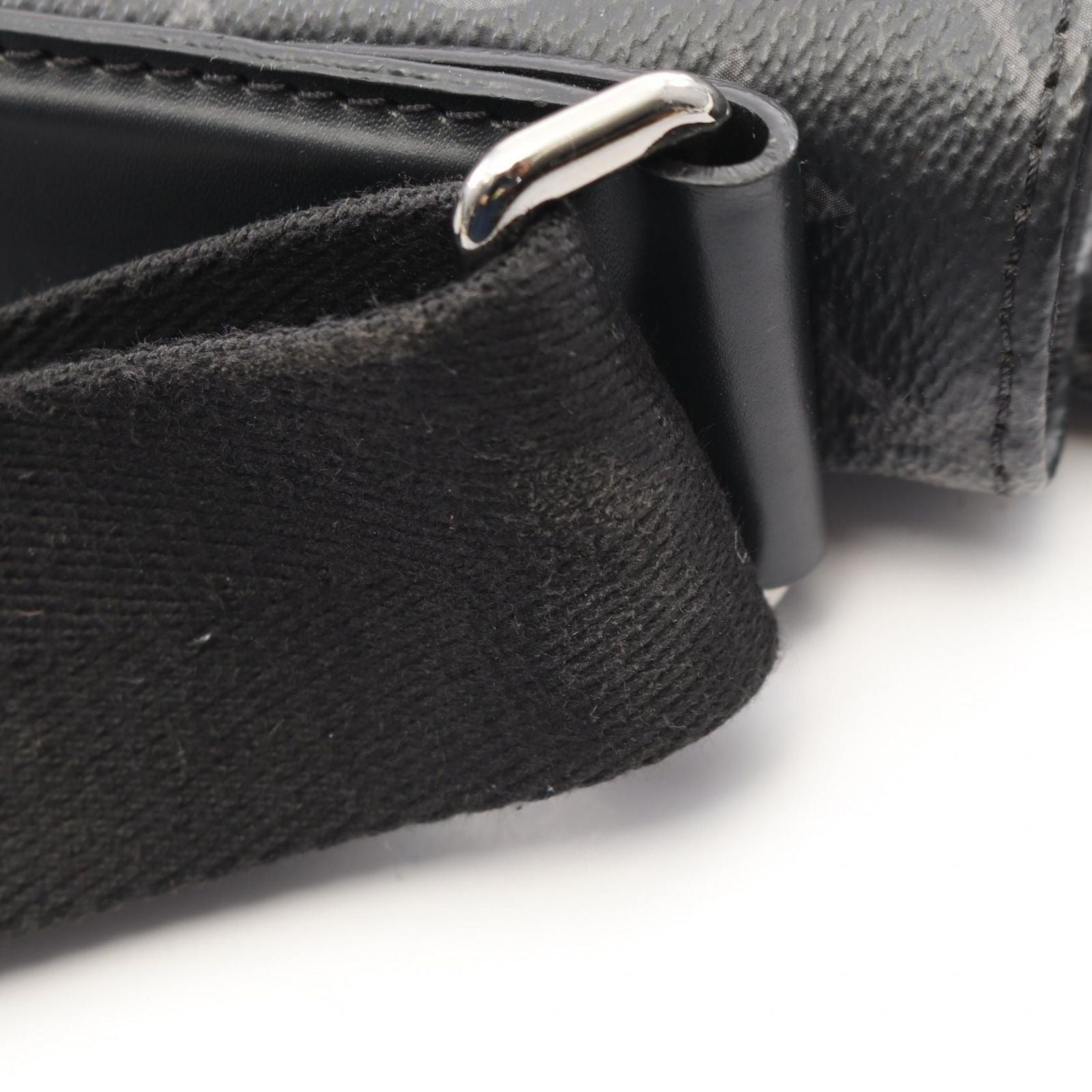 Louis Vuitton Shoulder Bag District PM NM Canvas Leather PN NM — view 9