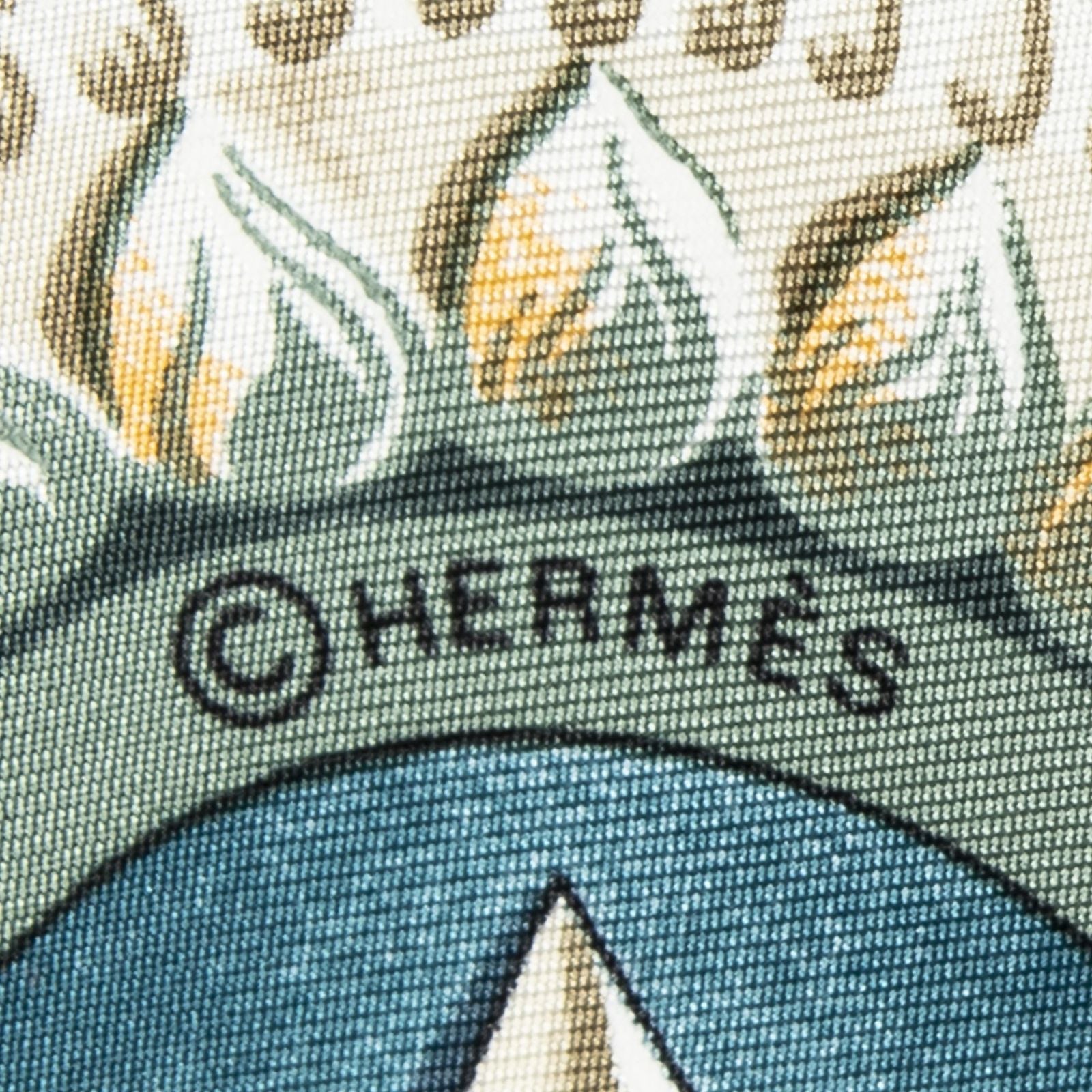 Hermes Scarf Green Twill Silk — view 4
