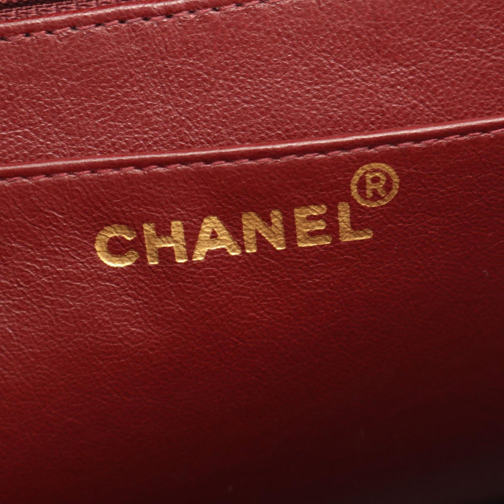 Chanel Shoulder Bag Maxi Quilted 34 Black Lambskin Chain — view 4
