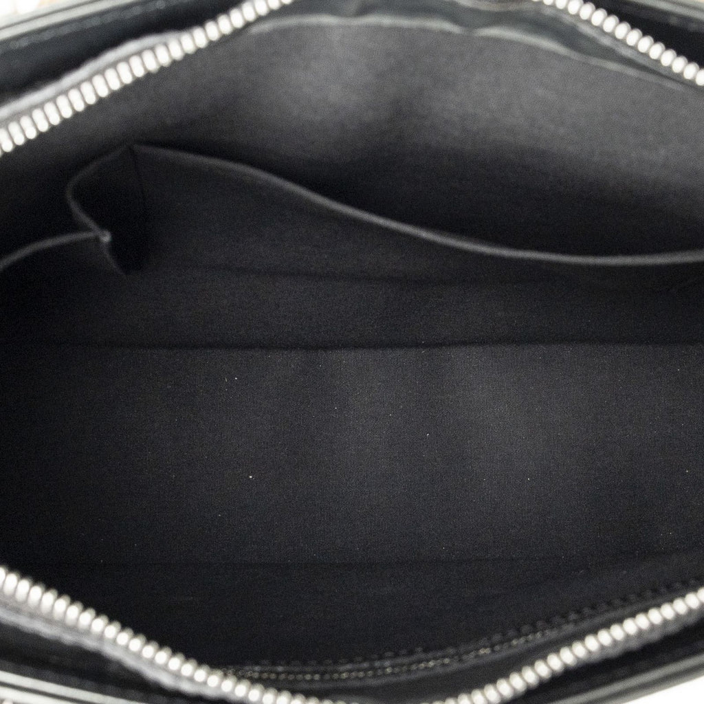 Louis Vuitton Wilwood Black Monogram Matte Shoulder — view 9