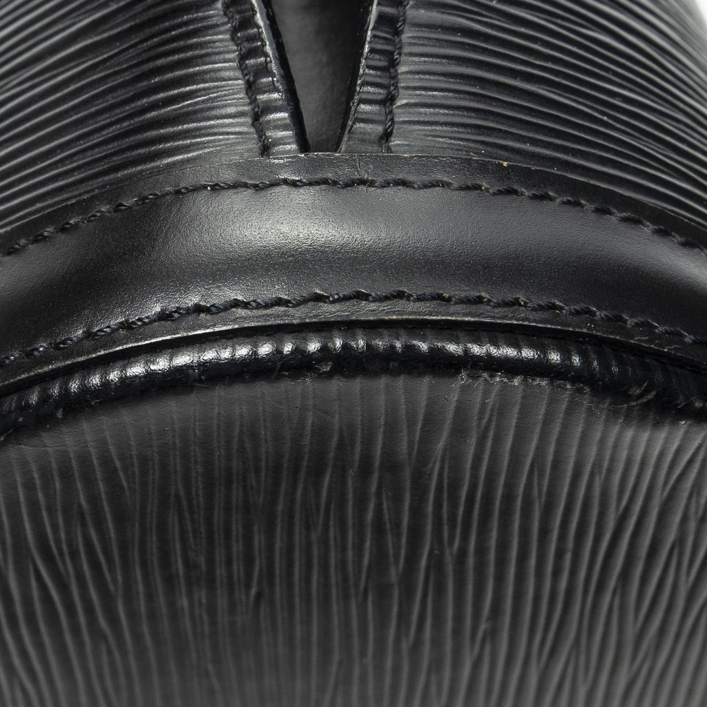 Louis Vuitton Cluny Black Epi Shoulder — view 8