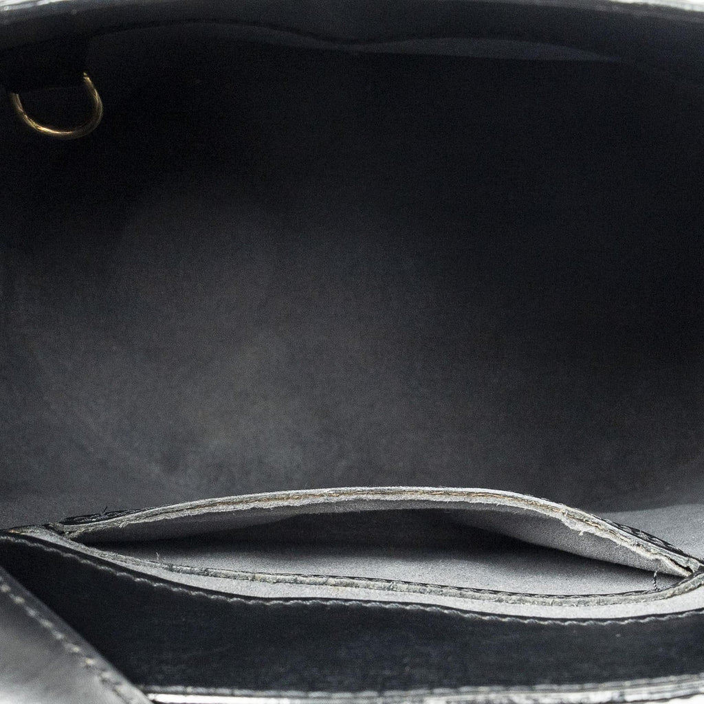 Louis Vuitton Cluny Black Epi Shoulder — view 9