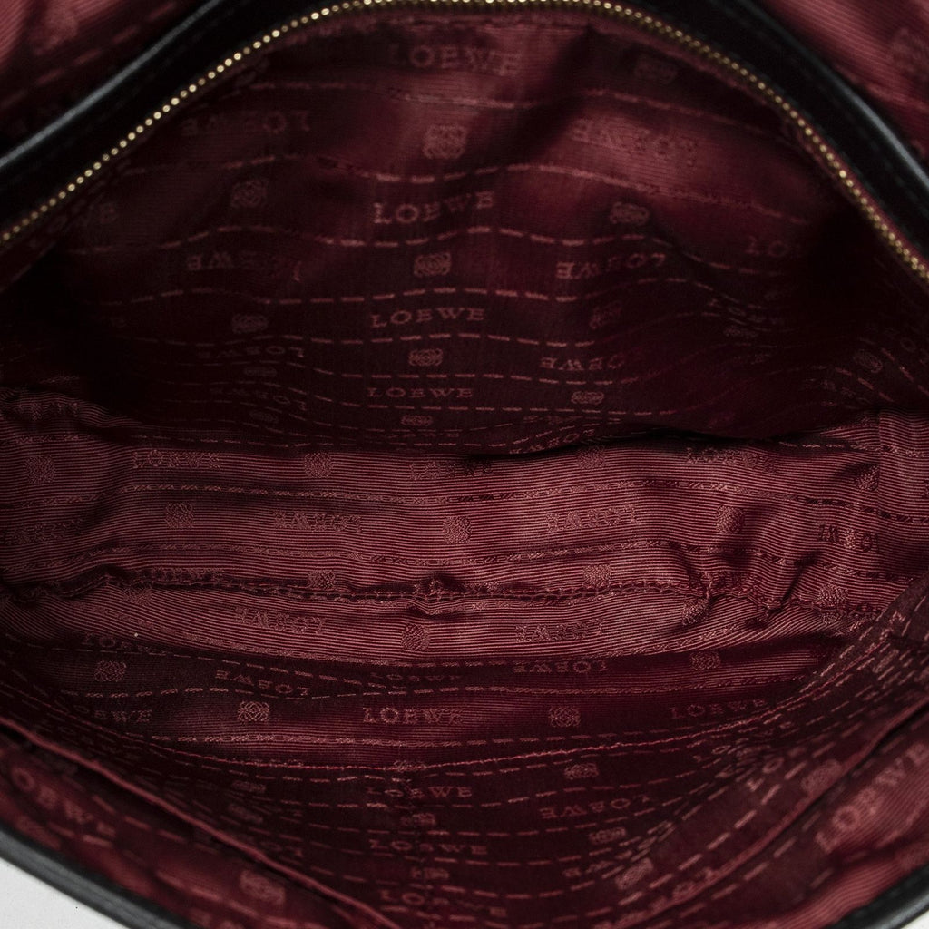 Loewe Heritage Flap Messenger Black Grain Calf Skin Leather — view 9