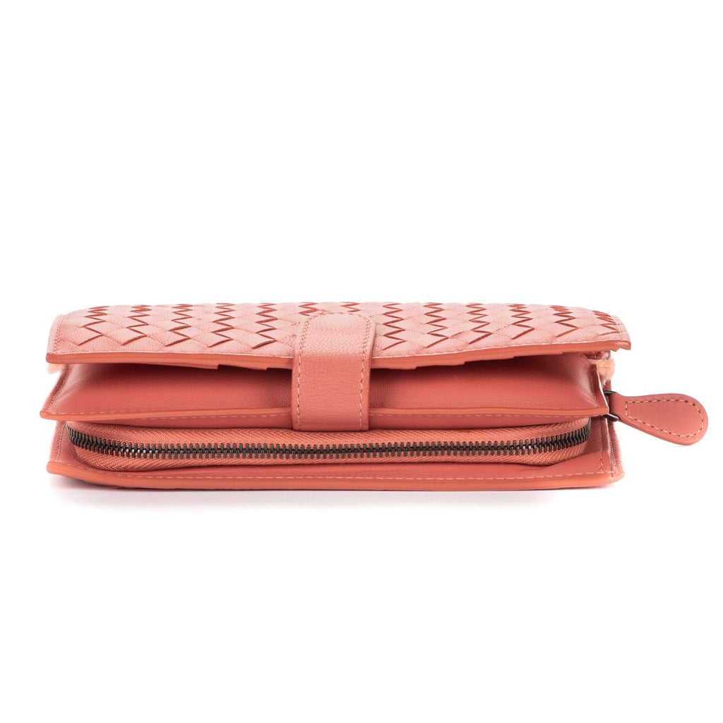 Bottega Veneta Continental Wallet Blush Pinkintrecciato Calfskin Leathera