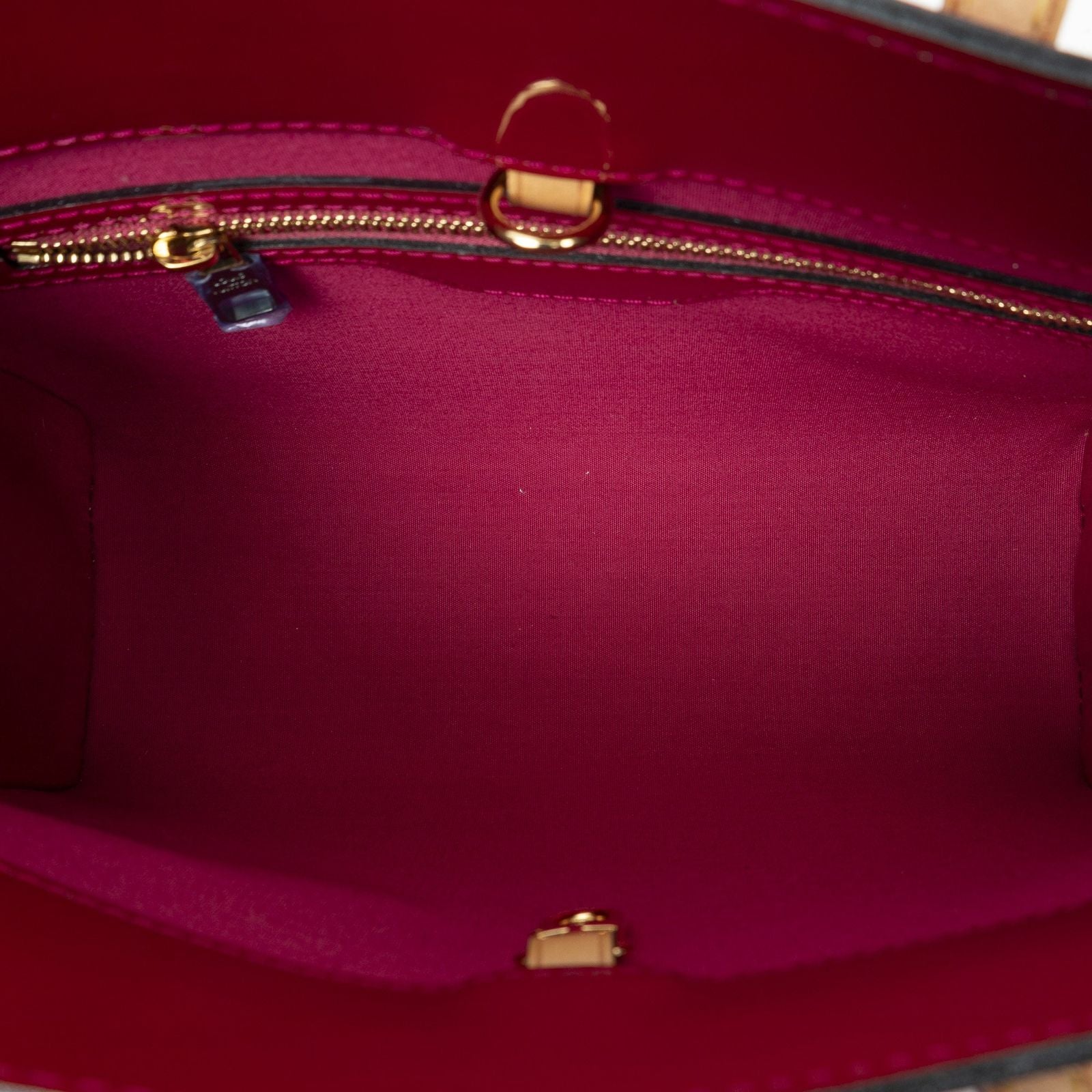Louis Vuitton Catalina Red Monogram Vernis Handbag — view 9