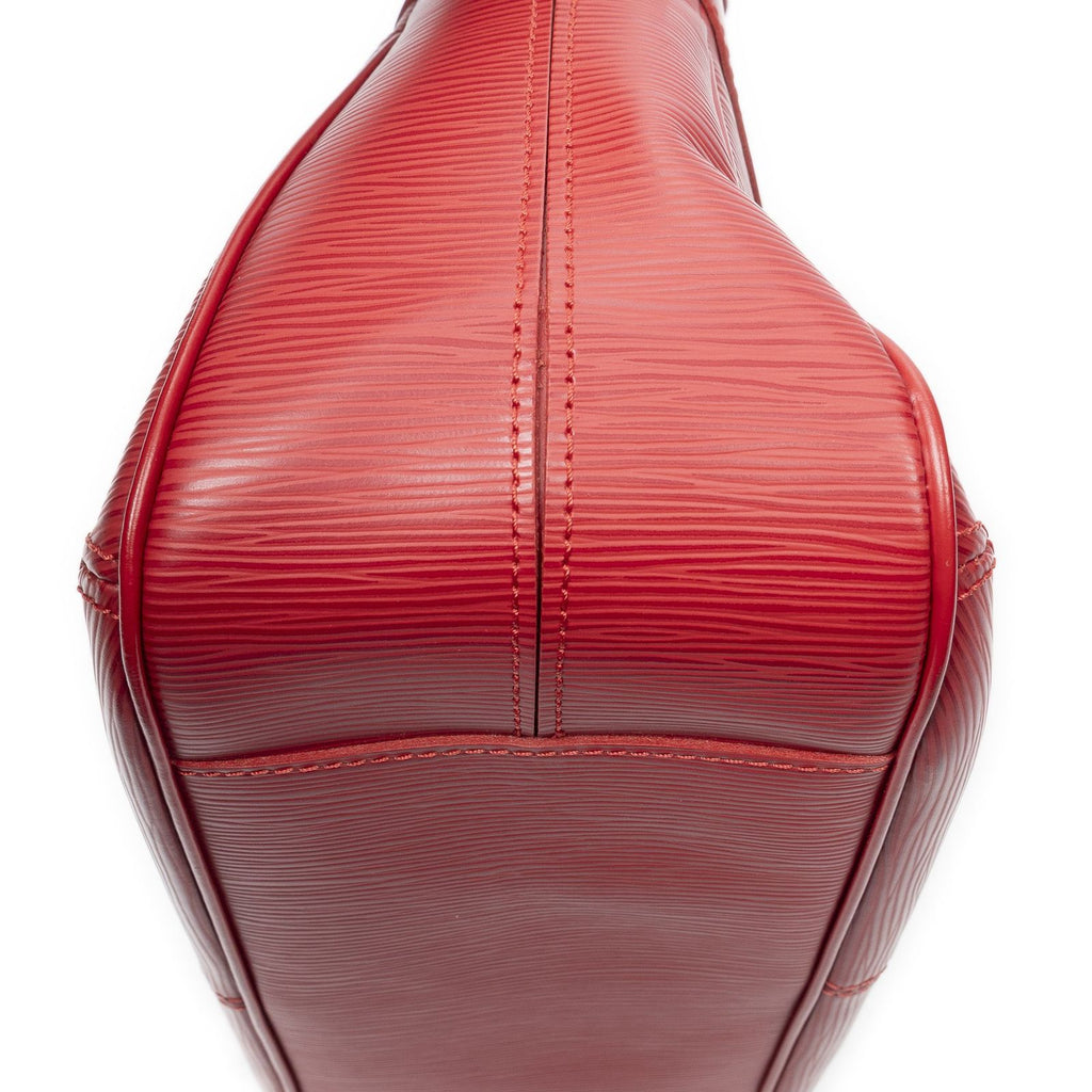 Louis Vuitton Turenne Red Epi Shoulder — view 7