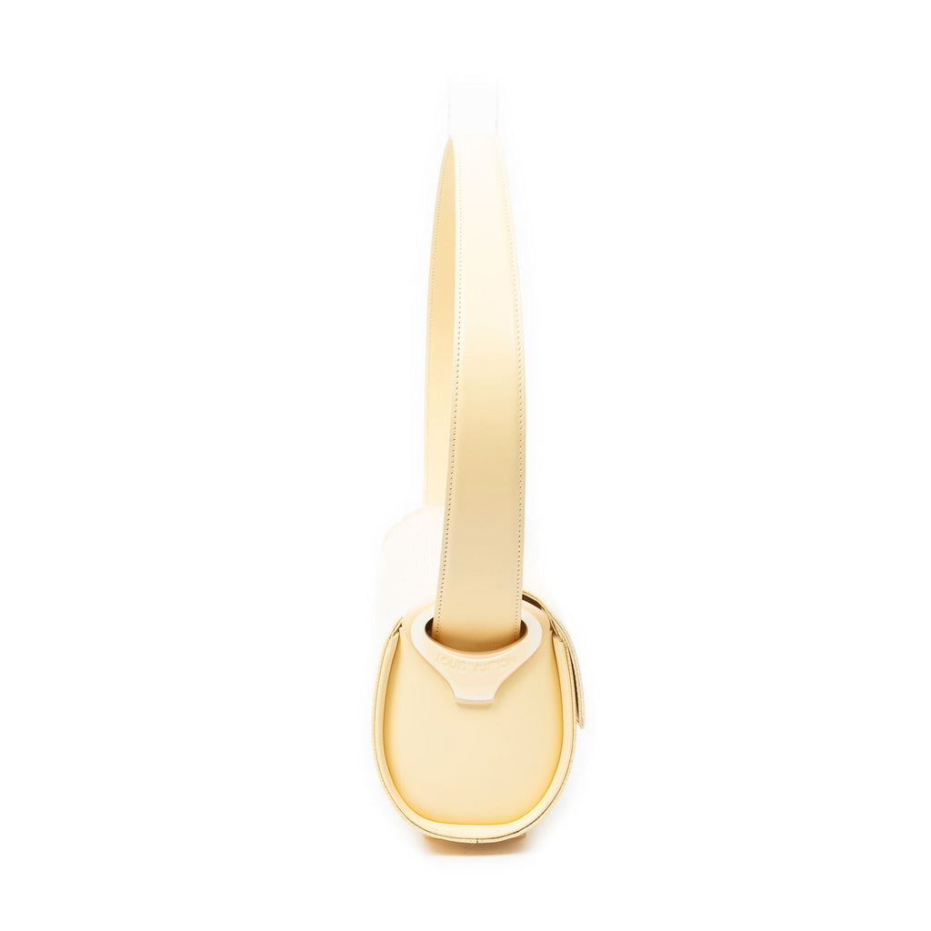Louis Vuitton Nocturne Vanilla Epi Shoulder — view 4