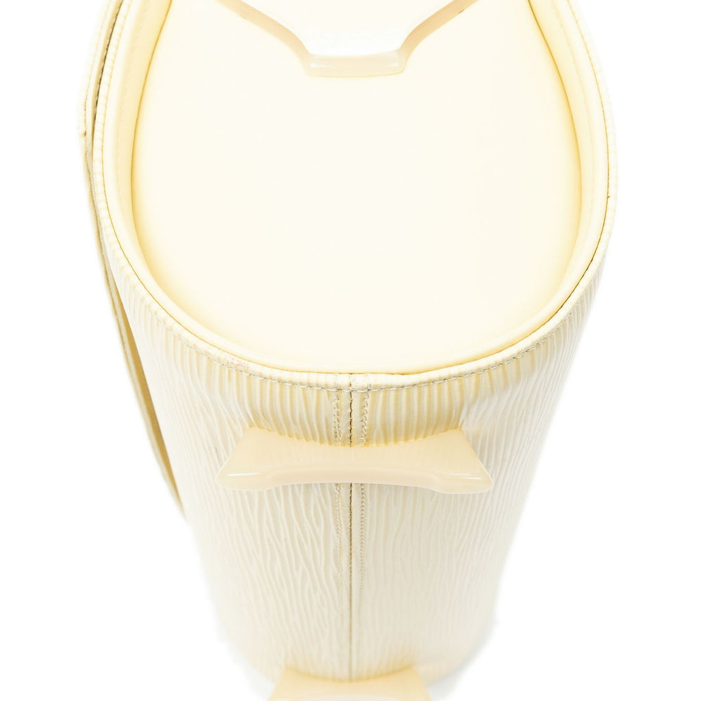 Louis Vuitton Nocturne Vanilla Epi Shoulder — view 7