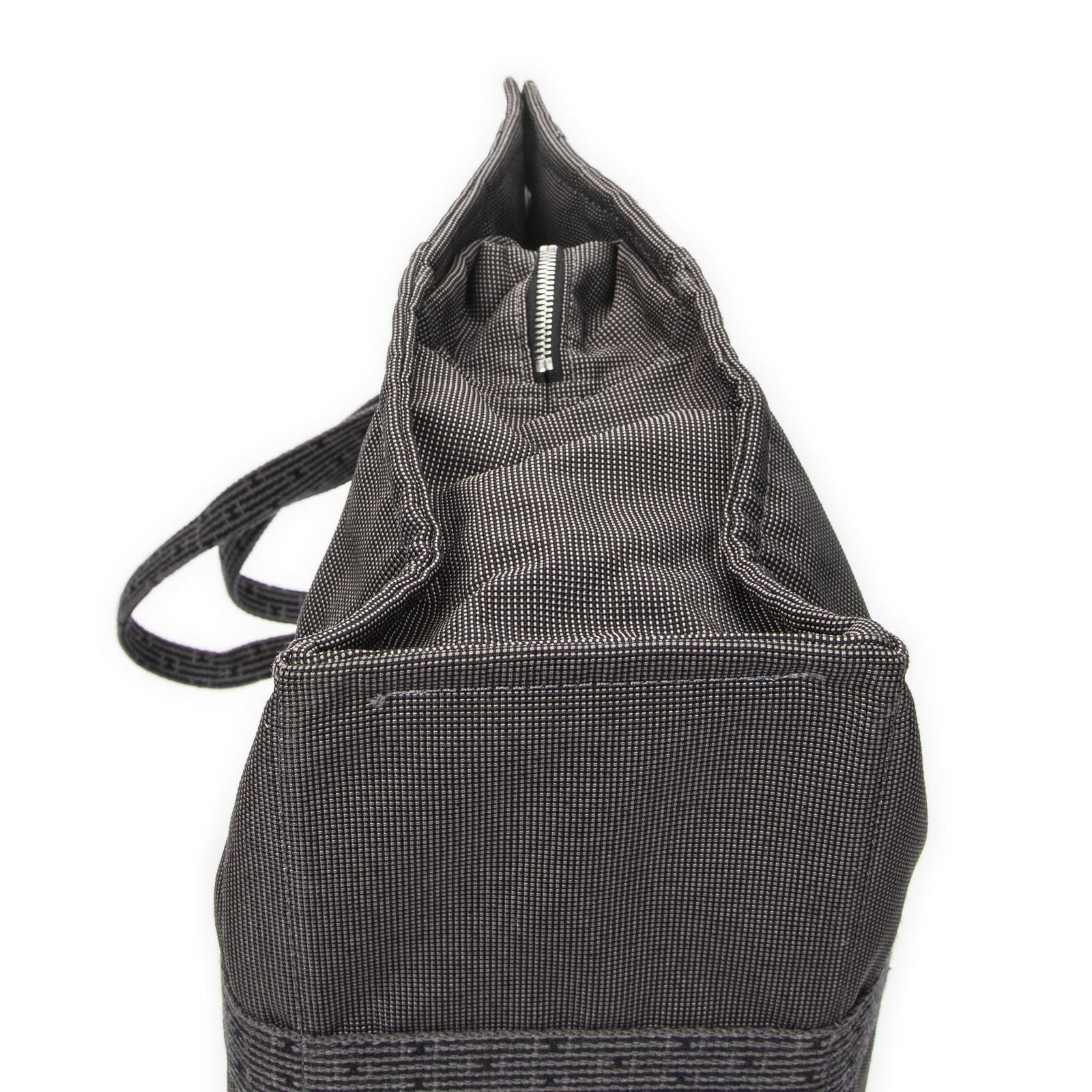 Hermes Her Line Tote Gray Canvas — view 7