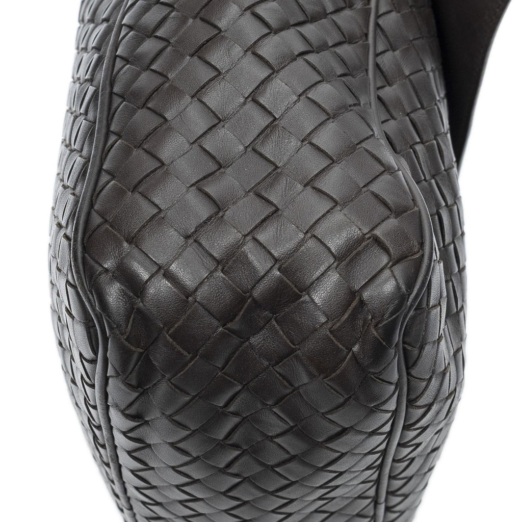 Bottega Veneta Front Pocket Messenger Bag Dark Brown Trim Intrecciato Leather — view 8