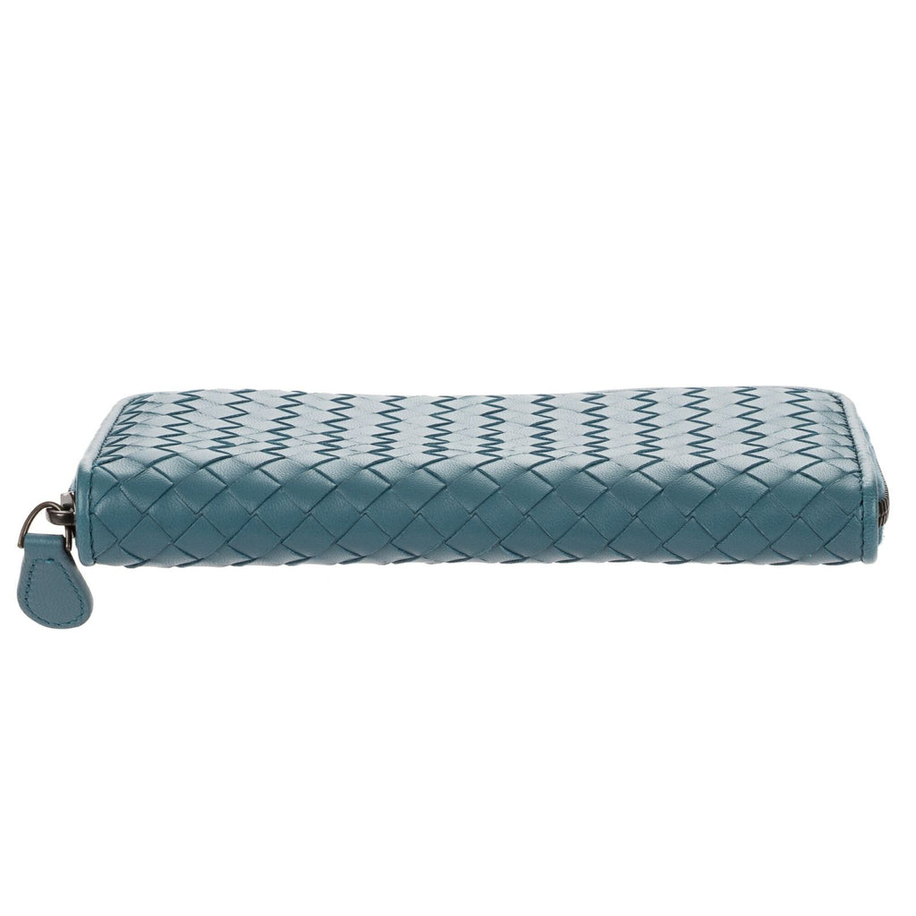Bottega Venetaclassic Continental Wallet Blue Intrecciato Leather — view 6