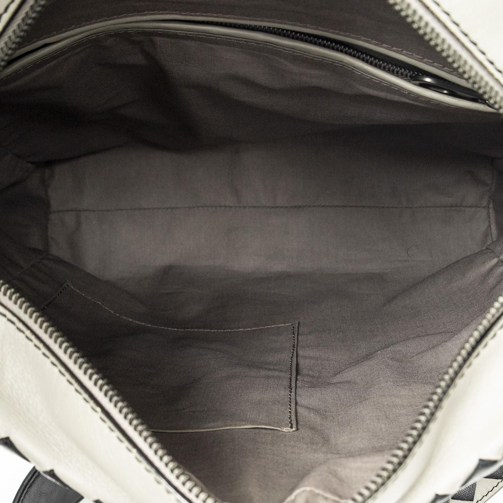 Bottega Veneta Square Zip Crossbody Top Smooth Calfskin — view 9