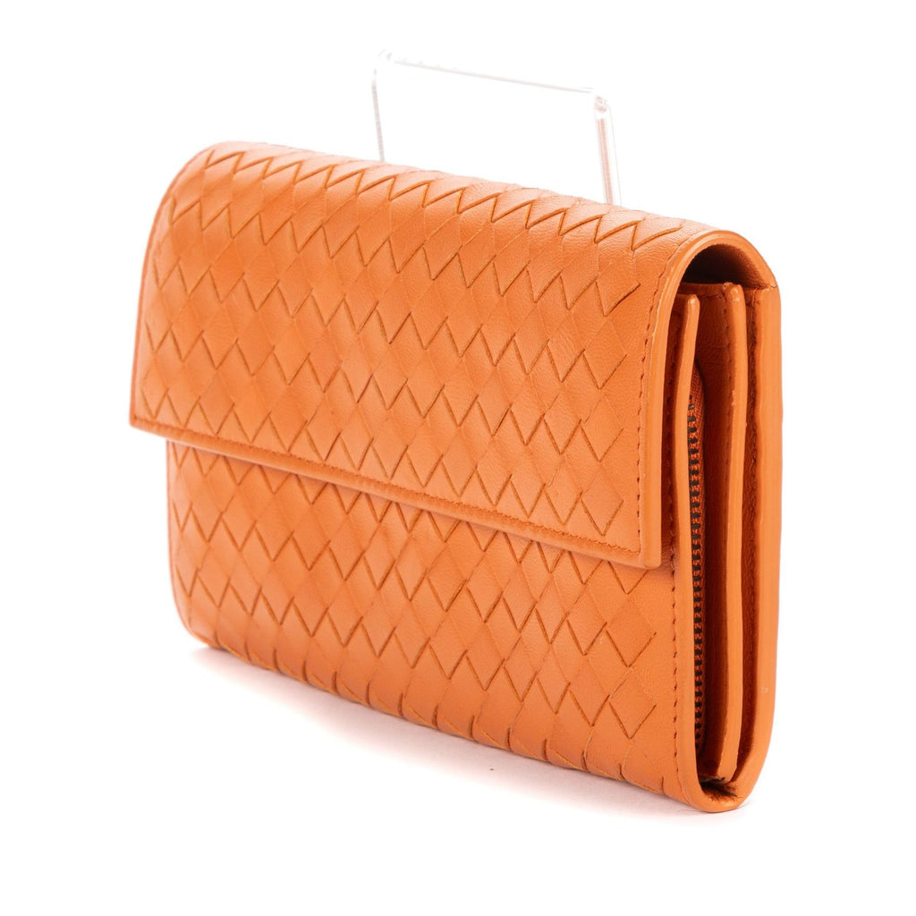 Bottega Venetal Flap Walletorange Intrecciato Calfskin Leathera Wallet — view 2