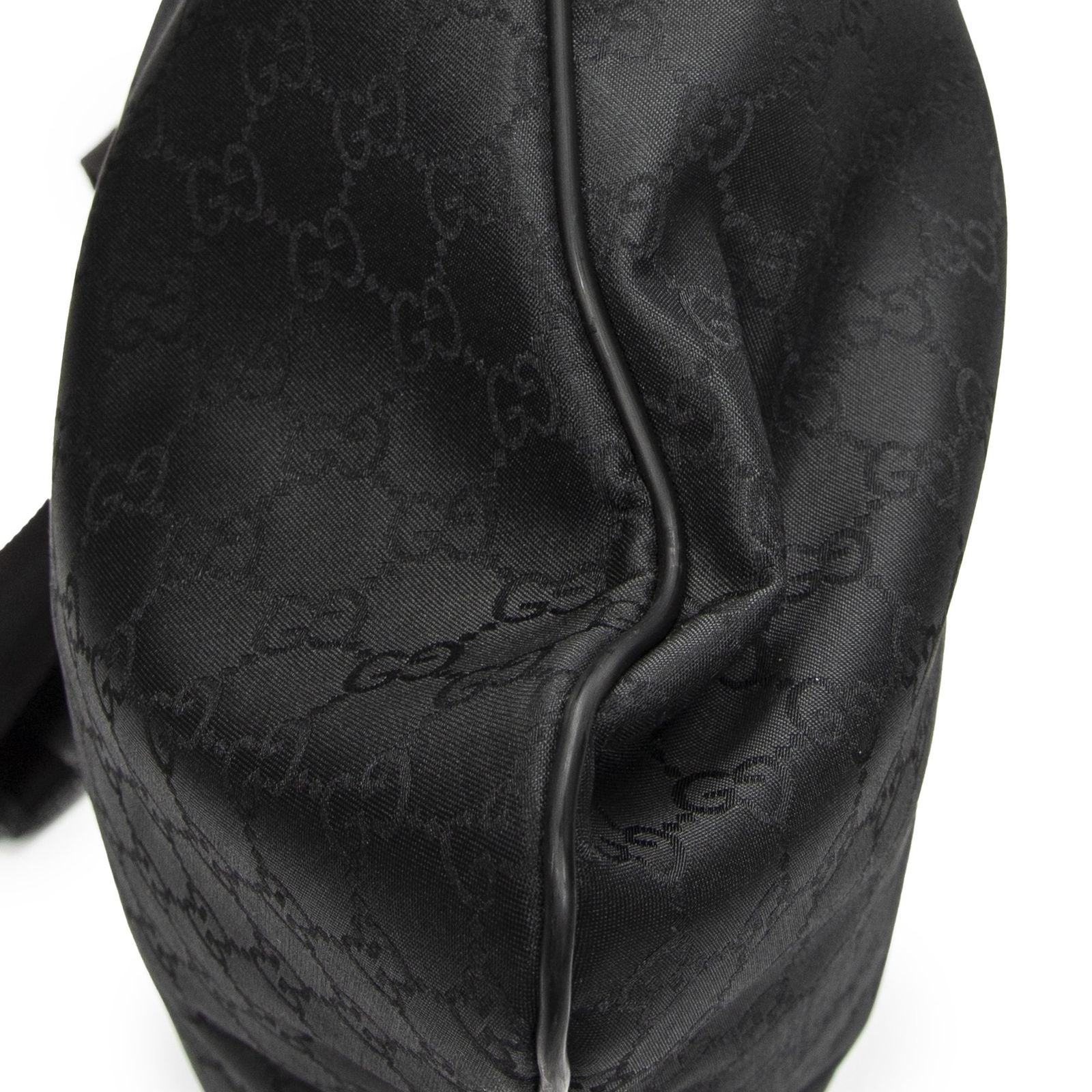 Gucci Large Flat Messenger Black GG Nylon Canvas — view 7