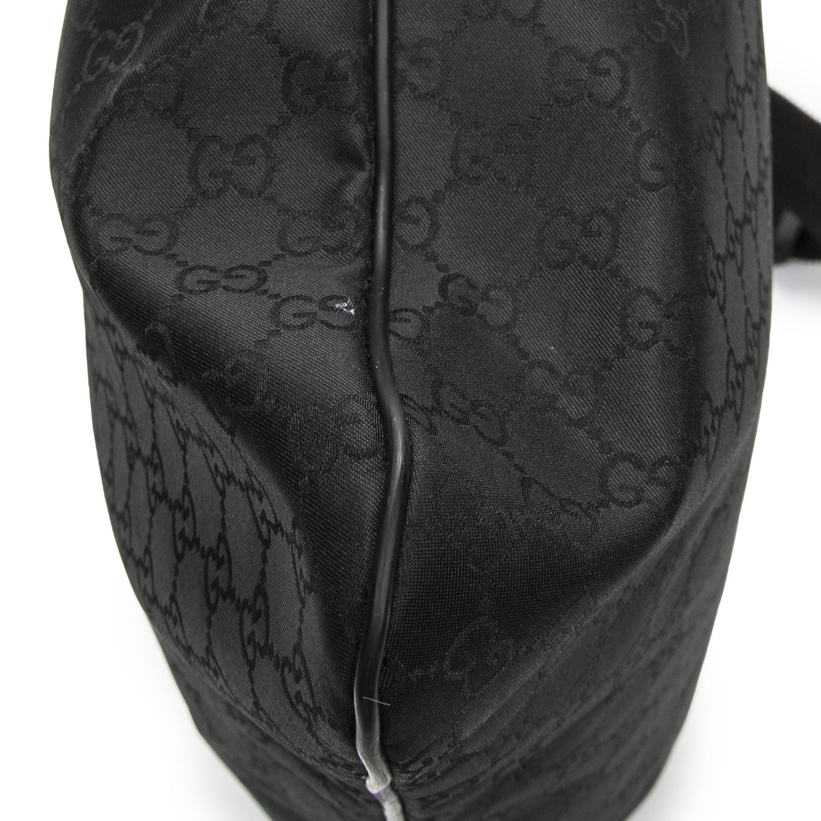 Gucci Large Flat Messenger Black GG Nylon Canvas — view 8