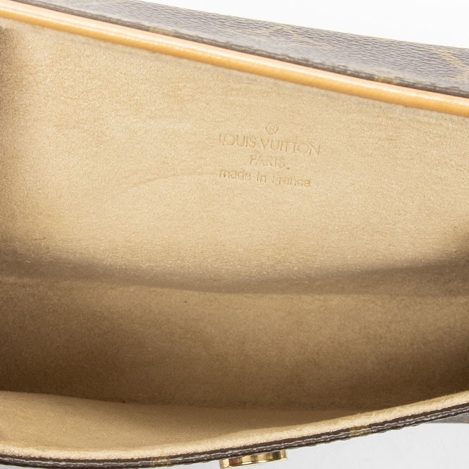 Louis Vuitton Pochette Florentine Brown Monogram Canvas Handbag — view 4