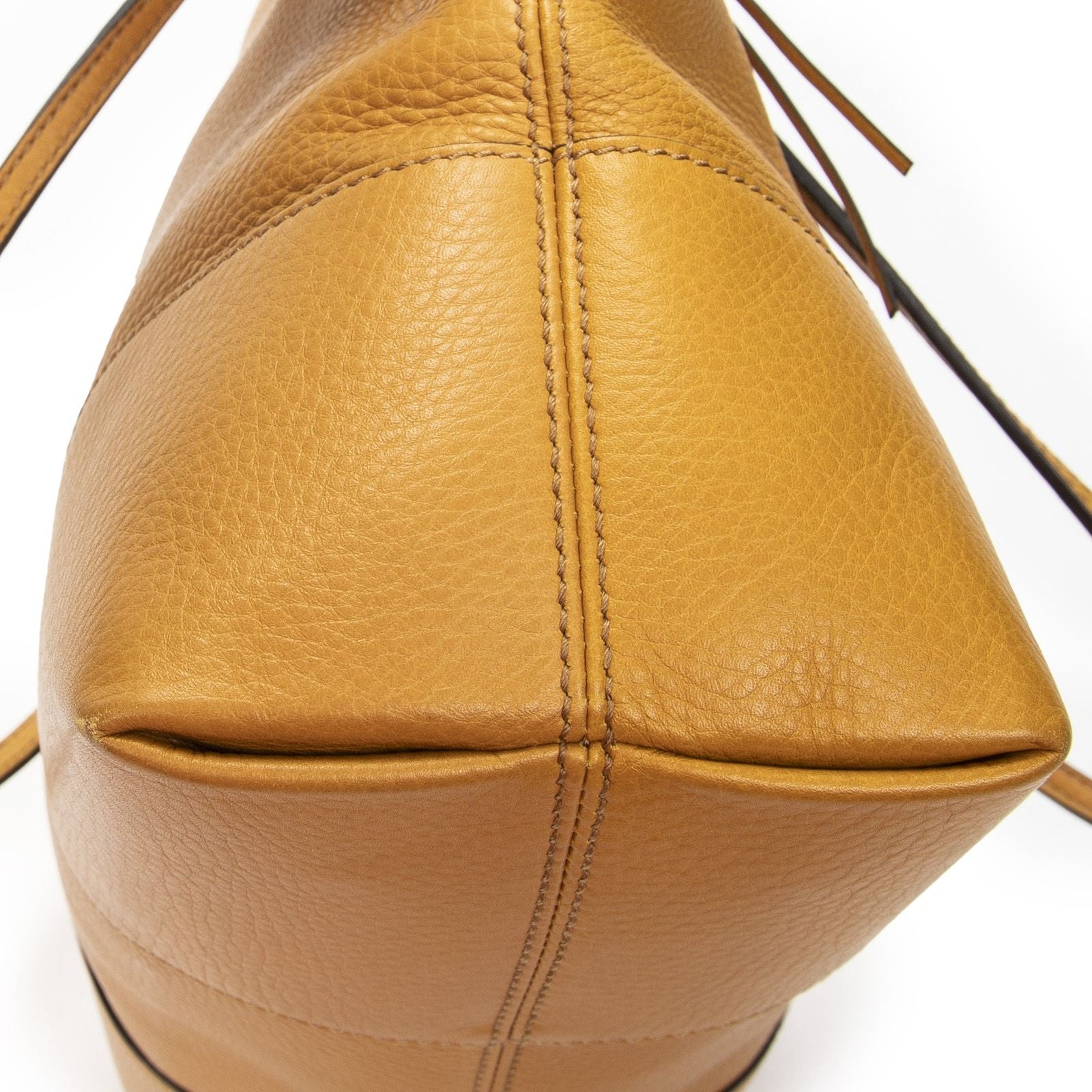 Gucci Bree Dome Tote Yellow Grain Calf Skin Leather — view 7