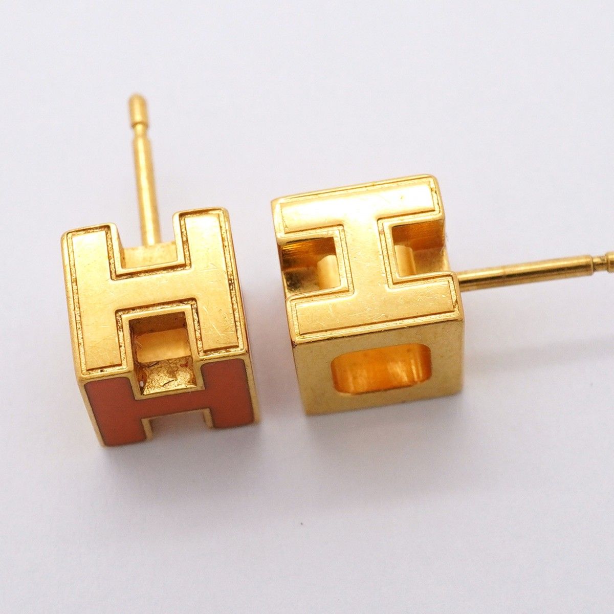 Hermes Earrings Cube Gold Plated Oren Gilet Dice — view 7