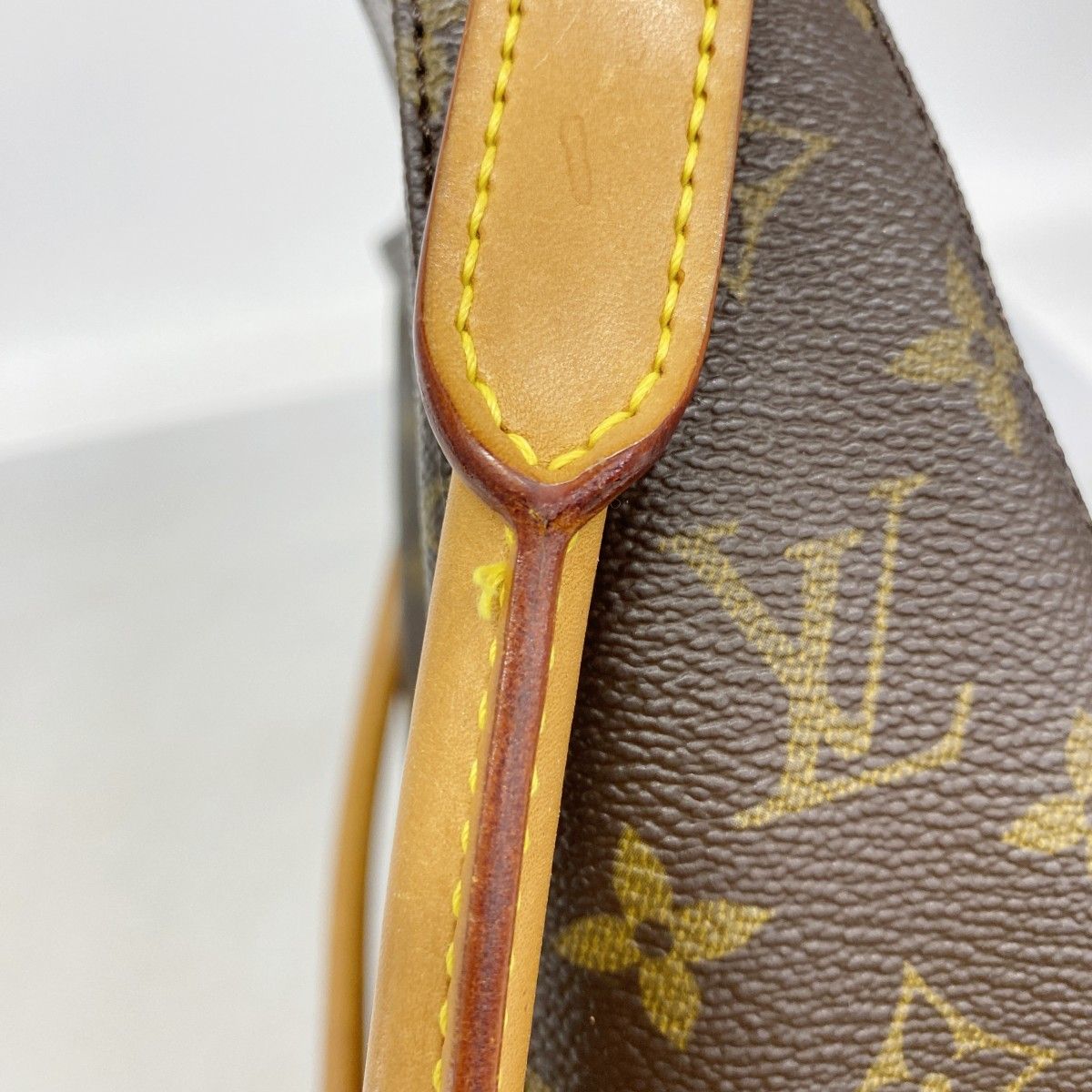 Louis Vuitton Shoulder Bag Monogram Looping MM Brown — view 8