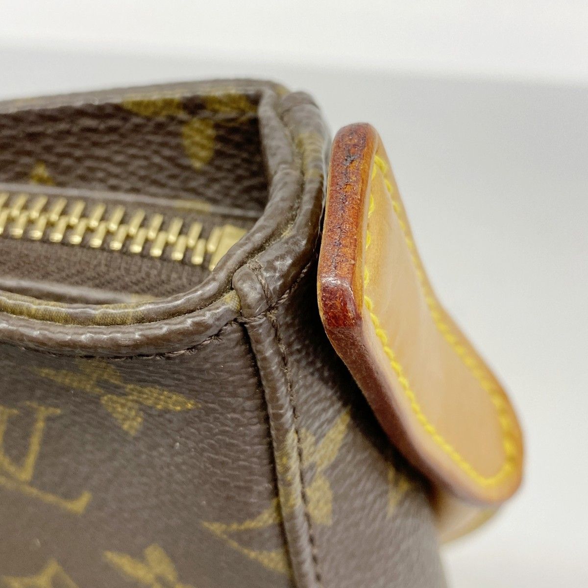 Louis Vuitton Shoulder Bag Monogram Looping MM Brown — view 7
