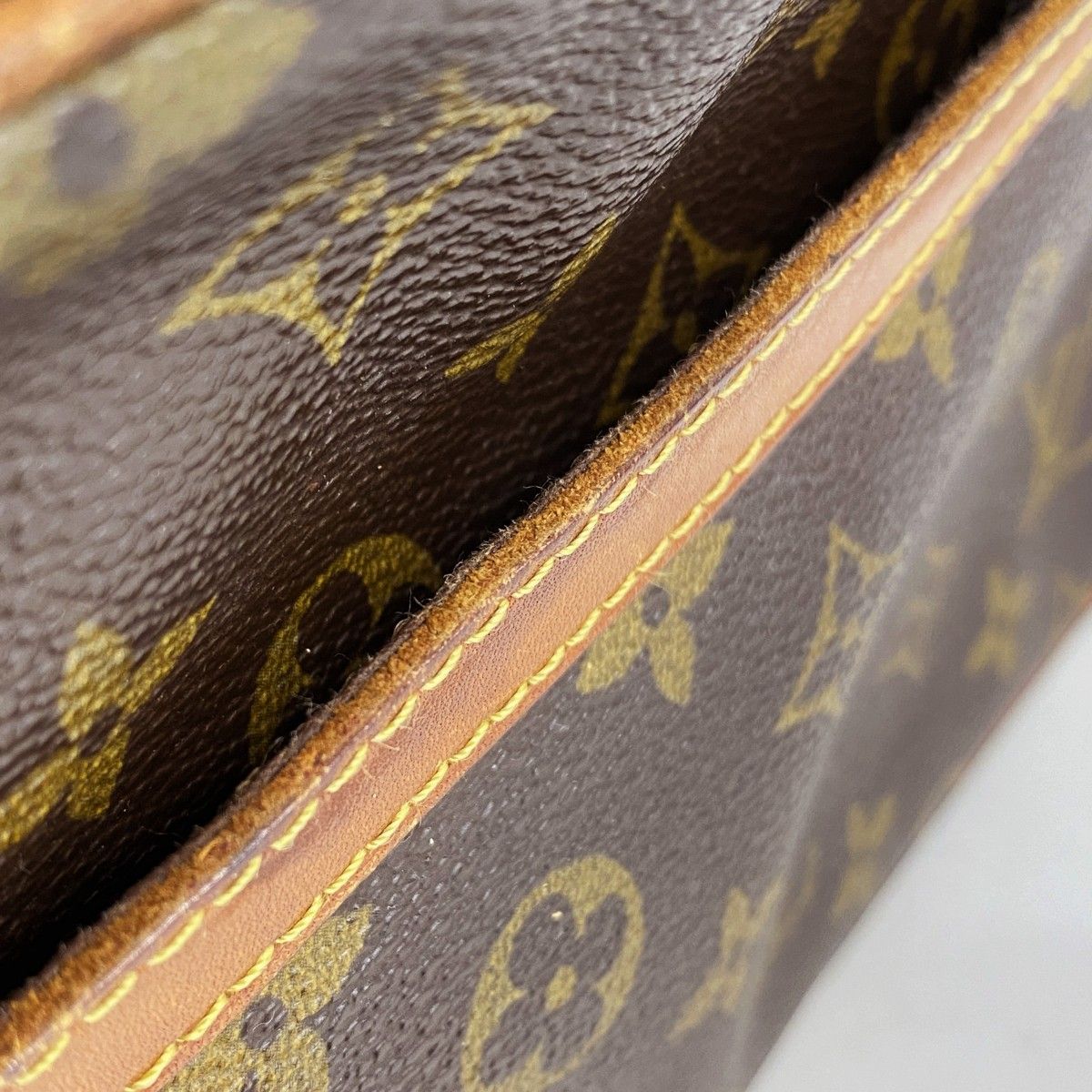 Louis Vuitton Clutch Monogram Compiegne 28 Brown — view 9