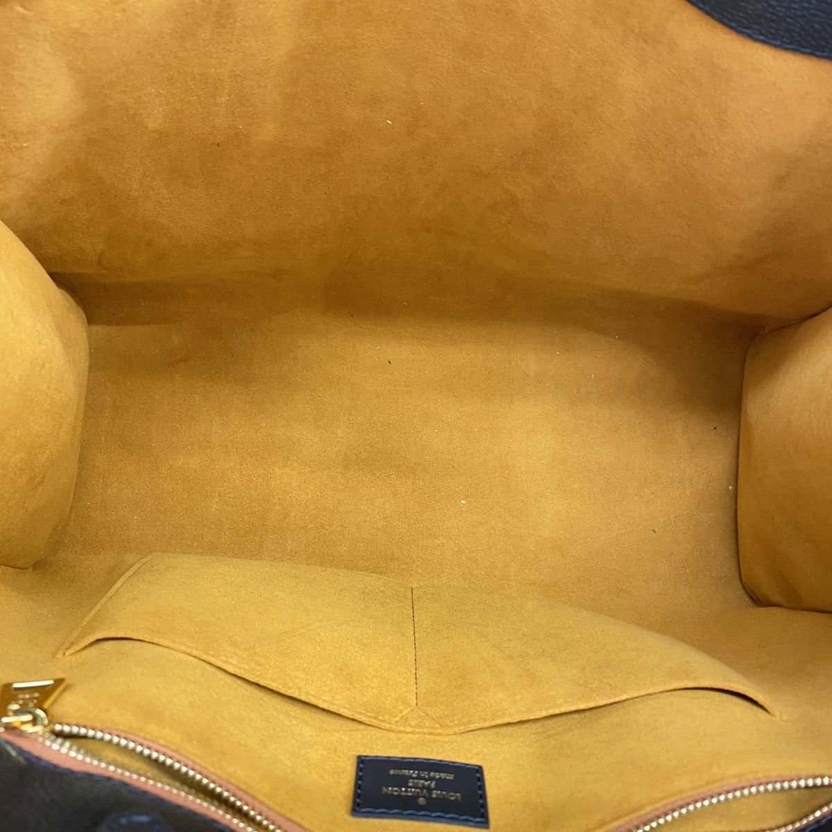 Louis Vuitton Tote Monogram Empreinte On The Go GM Noir 2-Way — view 4