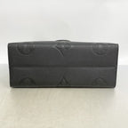 Louis Vuitton Tote Monogram Empreinte On The Go GM Noir 2-Way — view 3