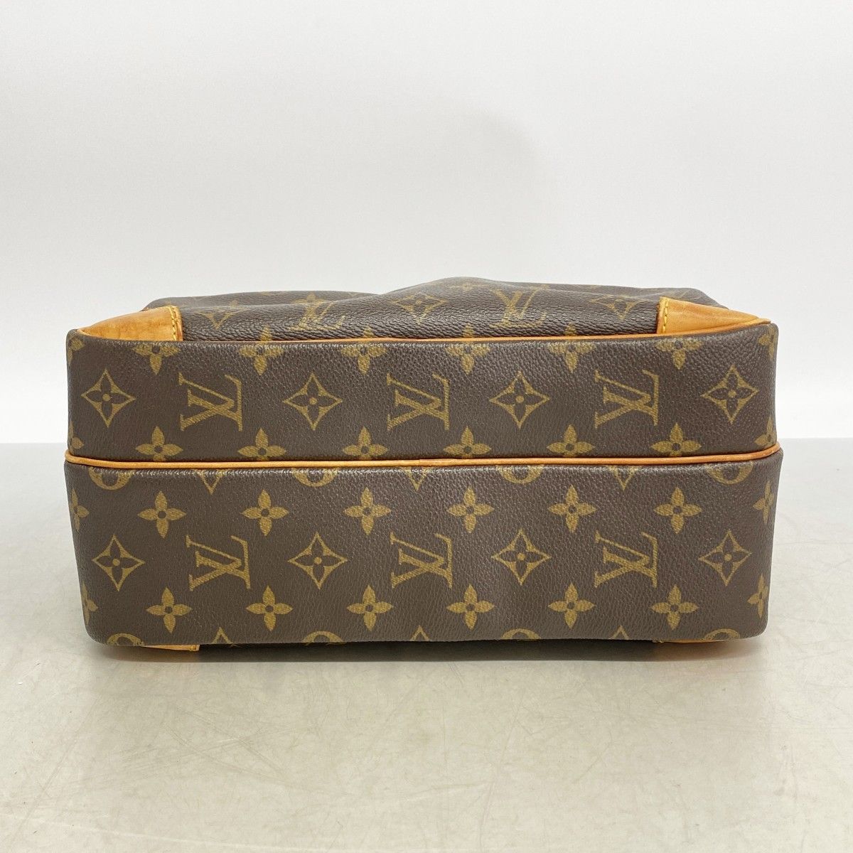 Louis Vuitton Shoulder Bag Monogram Nile Brown — view 3